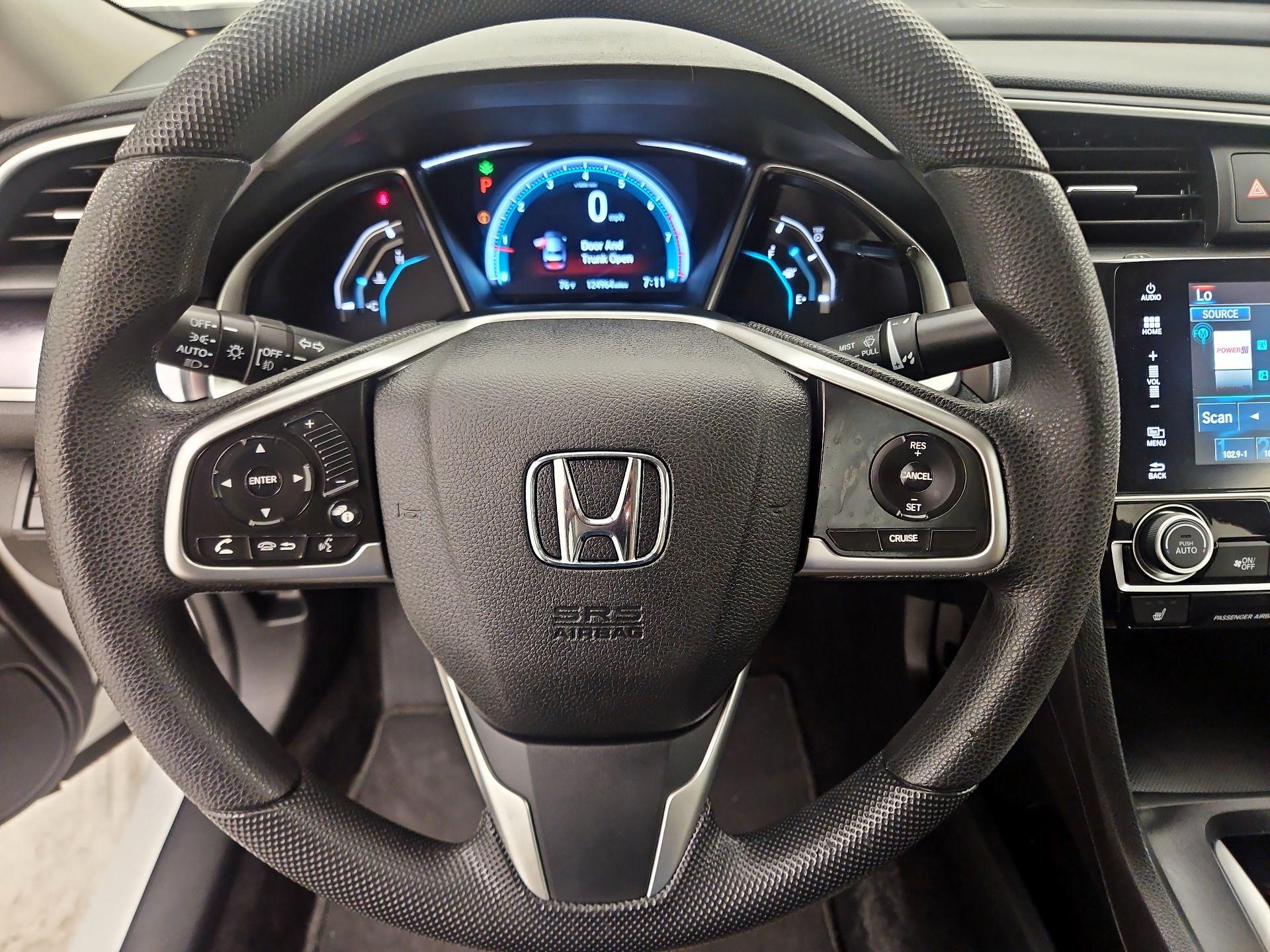Thumbnail: 2016 Honda Civic - 10