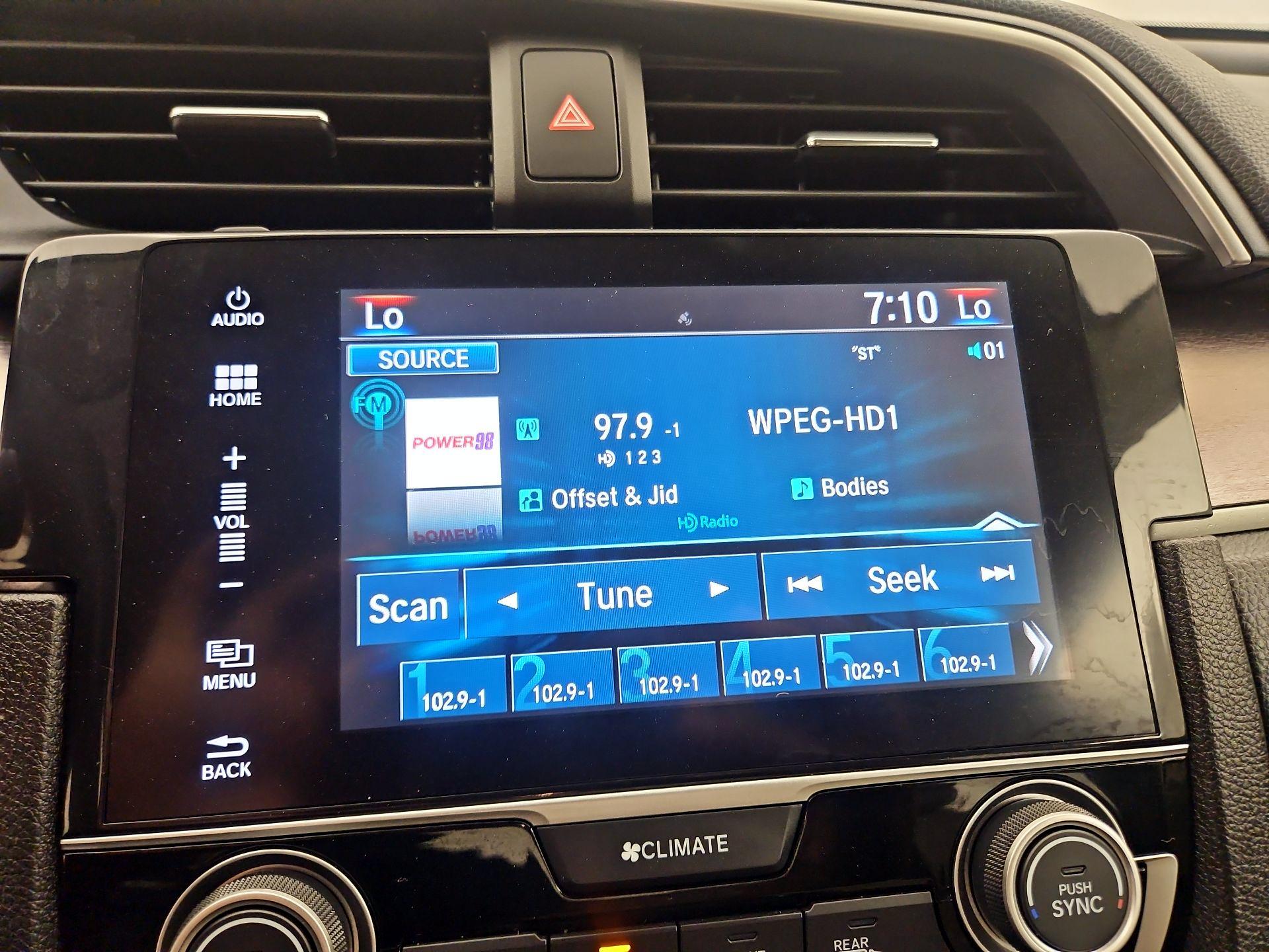 Thumbnail: 2016 Honda Civic - 15