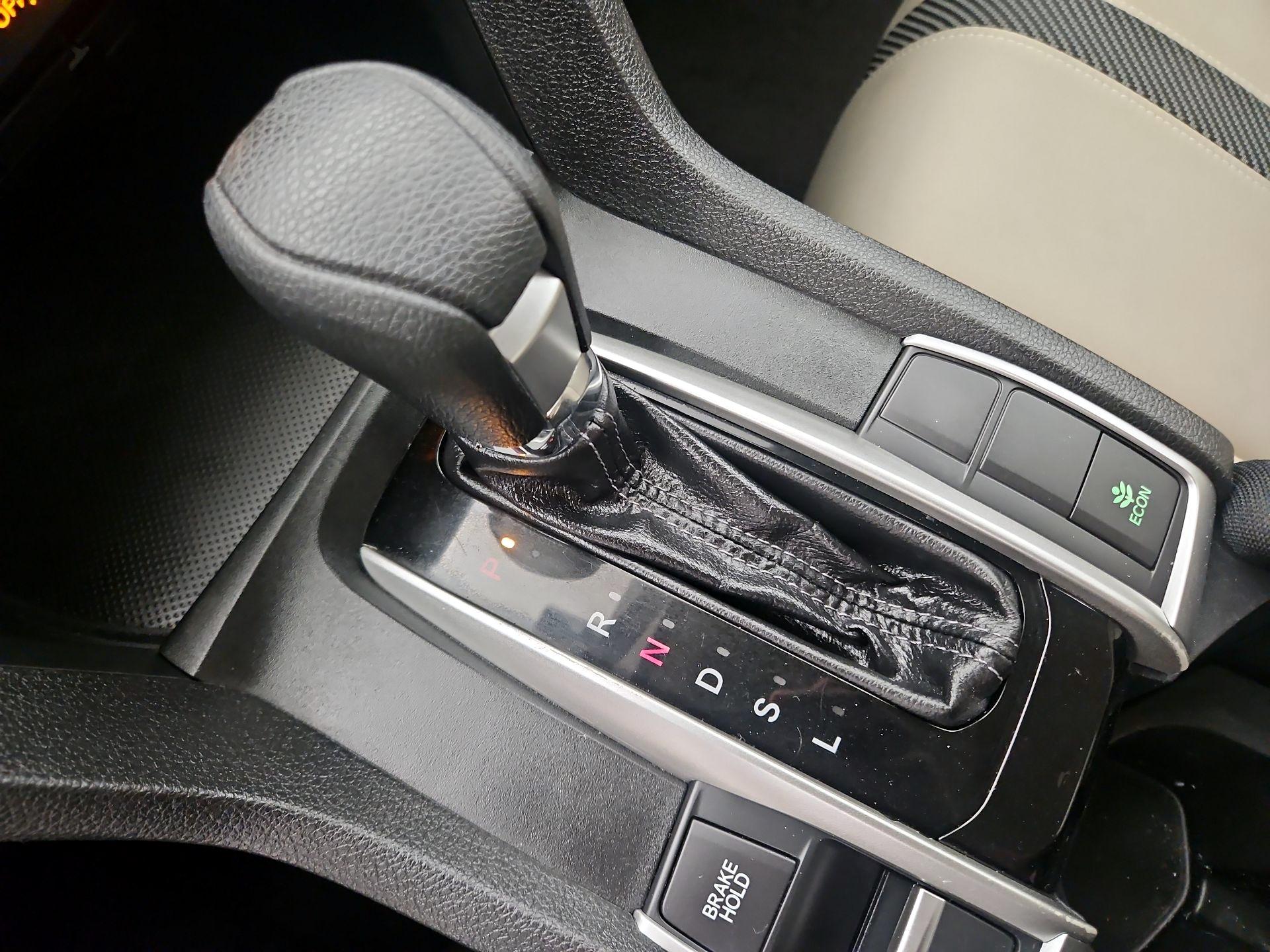 Thumbnail: 2016 Honda Civic - 17
