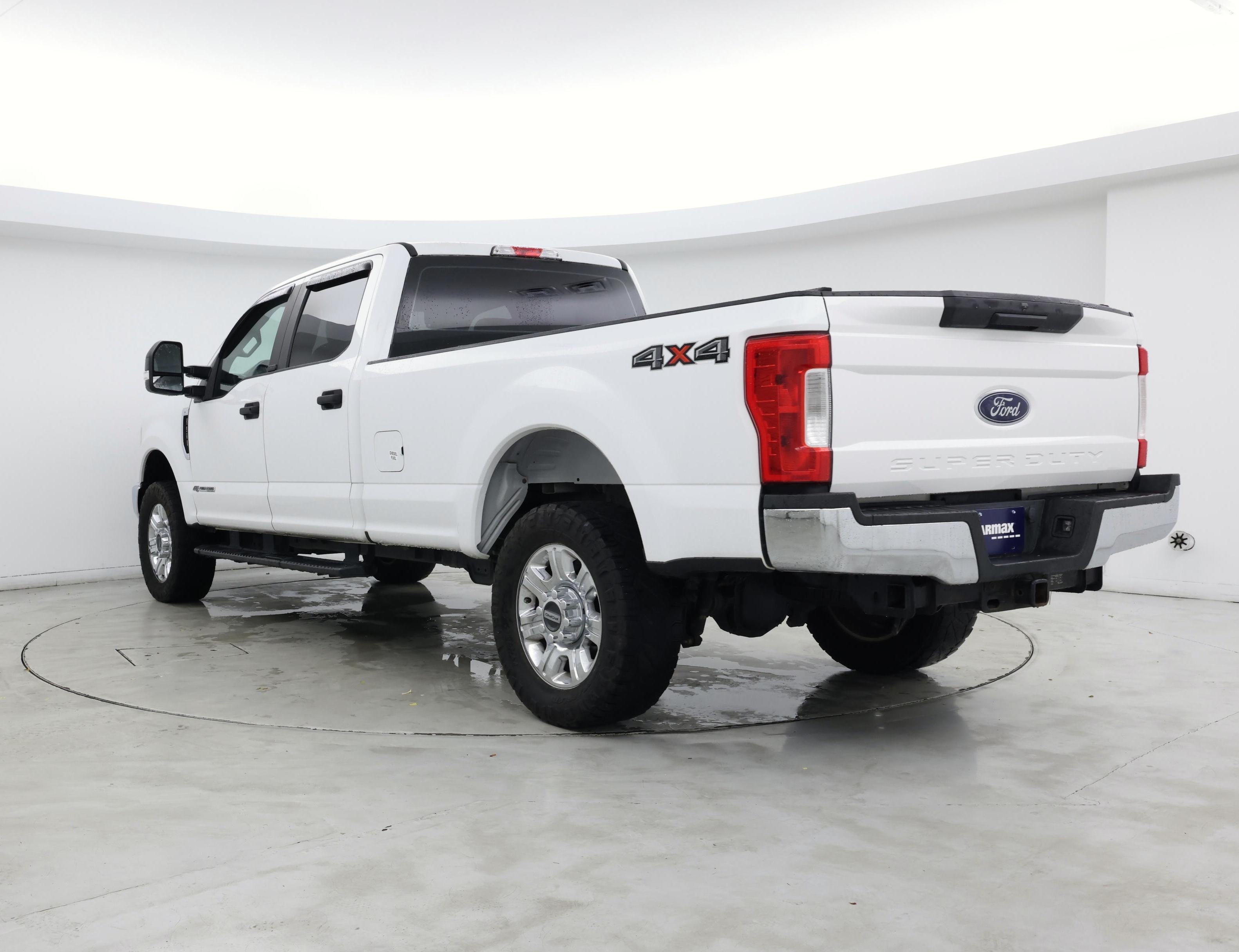Thumbnail: 2019 Ford F-250 - 2