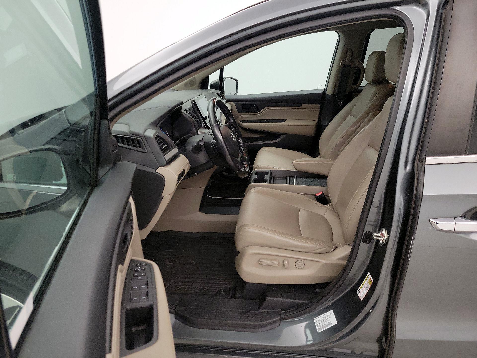 Thumbnail: 2018 Honda Odyssey - 11