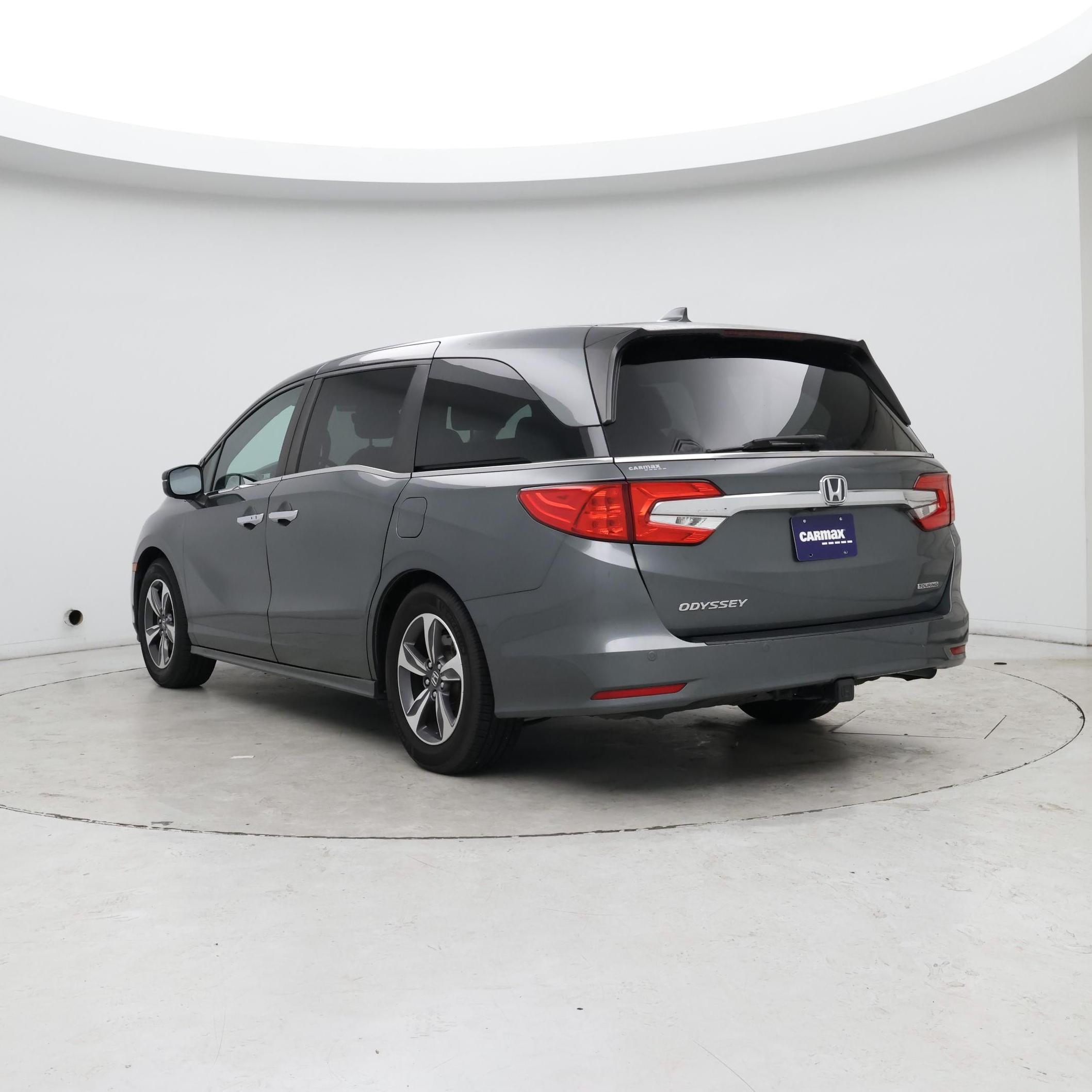 Thumbnail: 2018 Honda Odyssey - 2