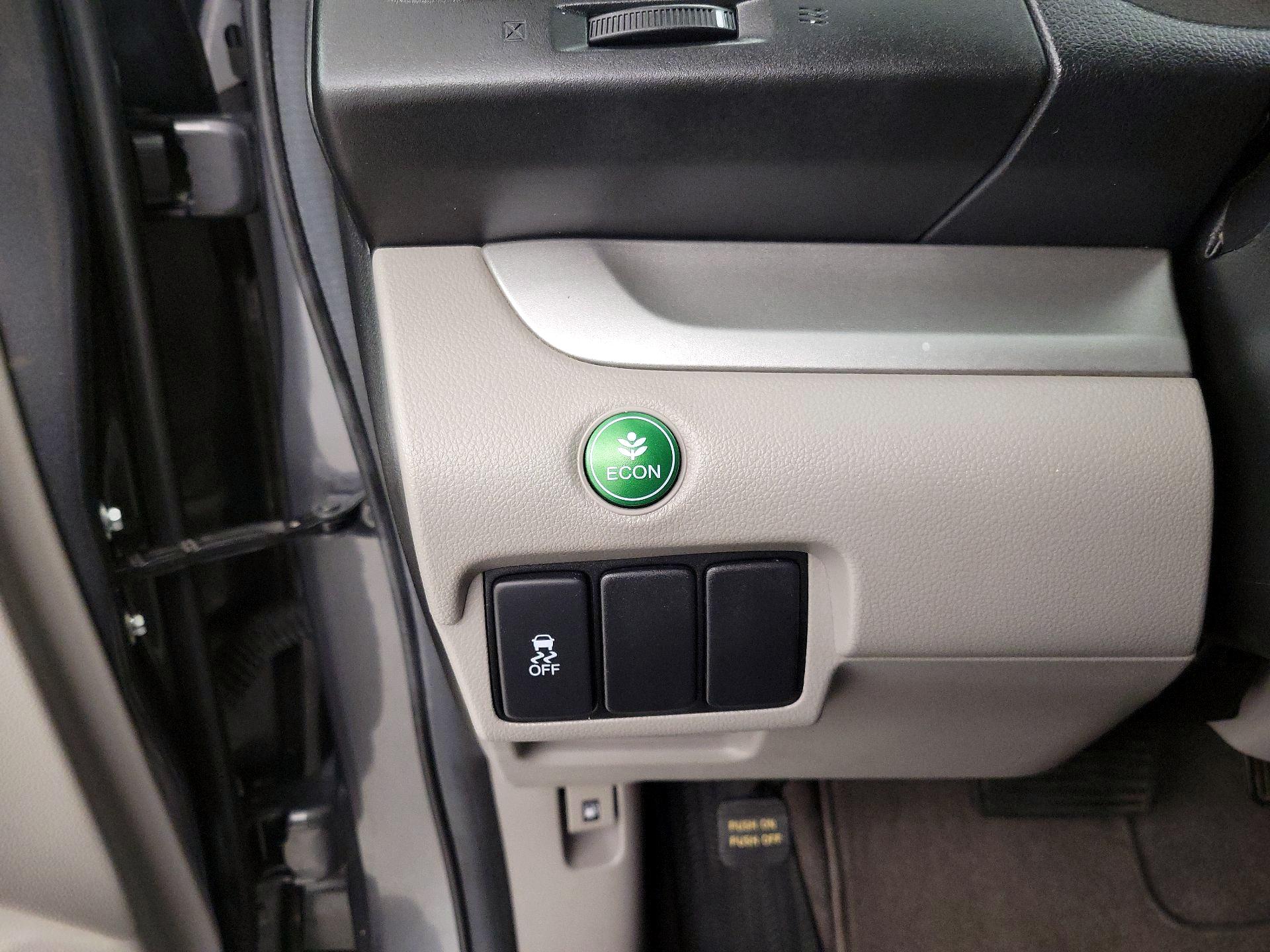 Thumbnail: 2013 Honda CR-V - 13