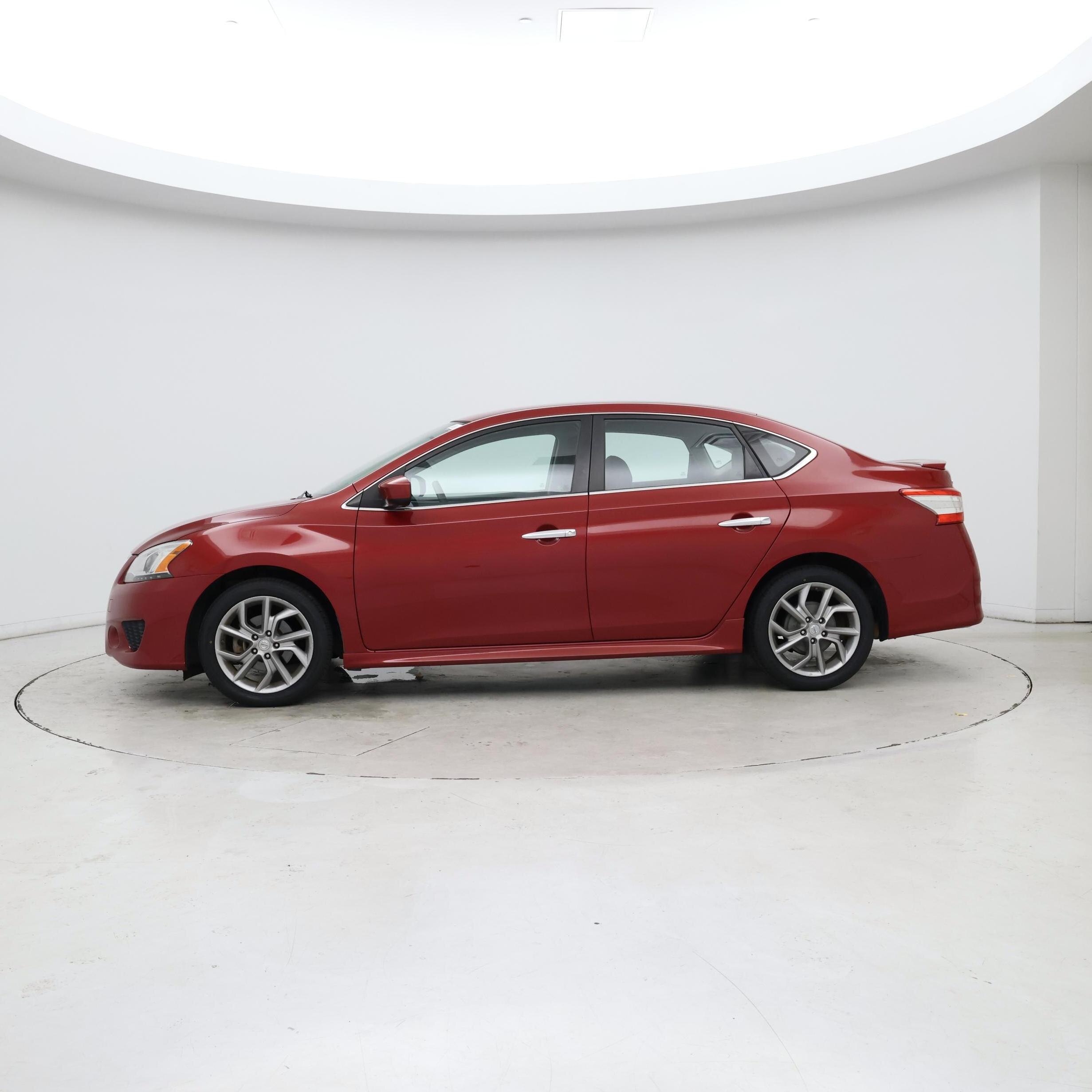 Thumbnail: 2013 Nissan Sentra - 3