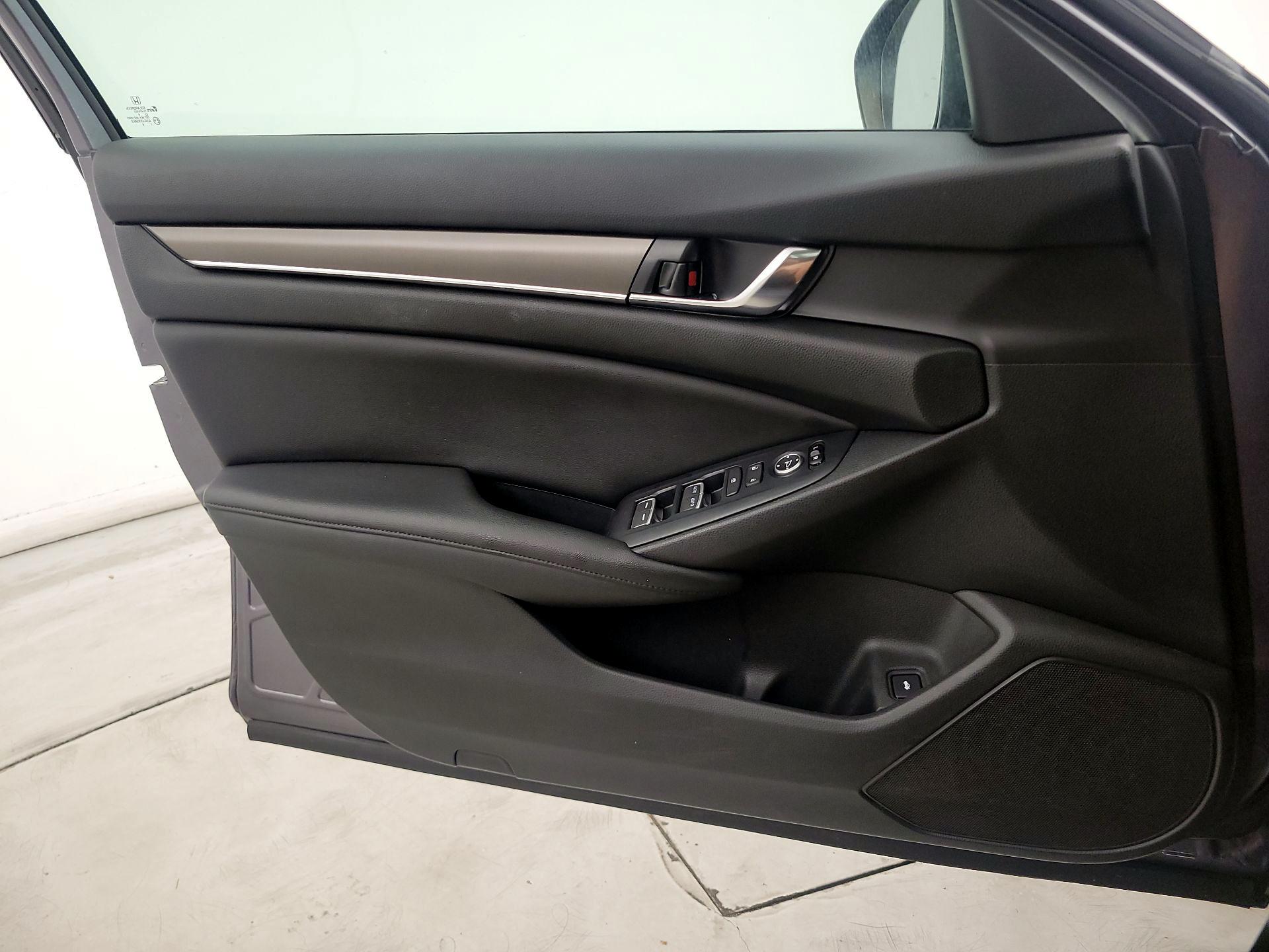 Thumbnail: 2019 Honda Accord - 12