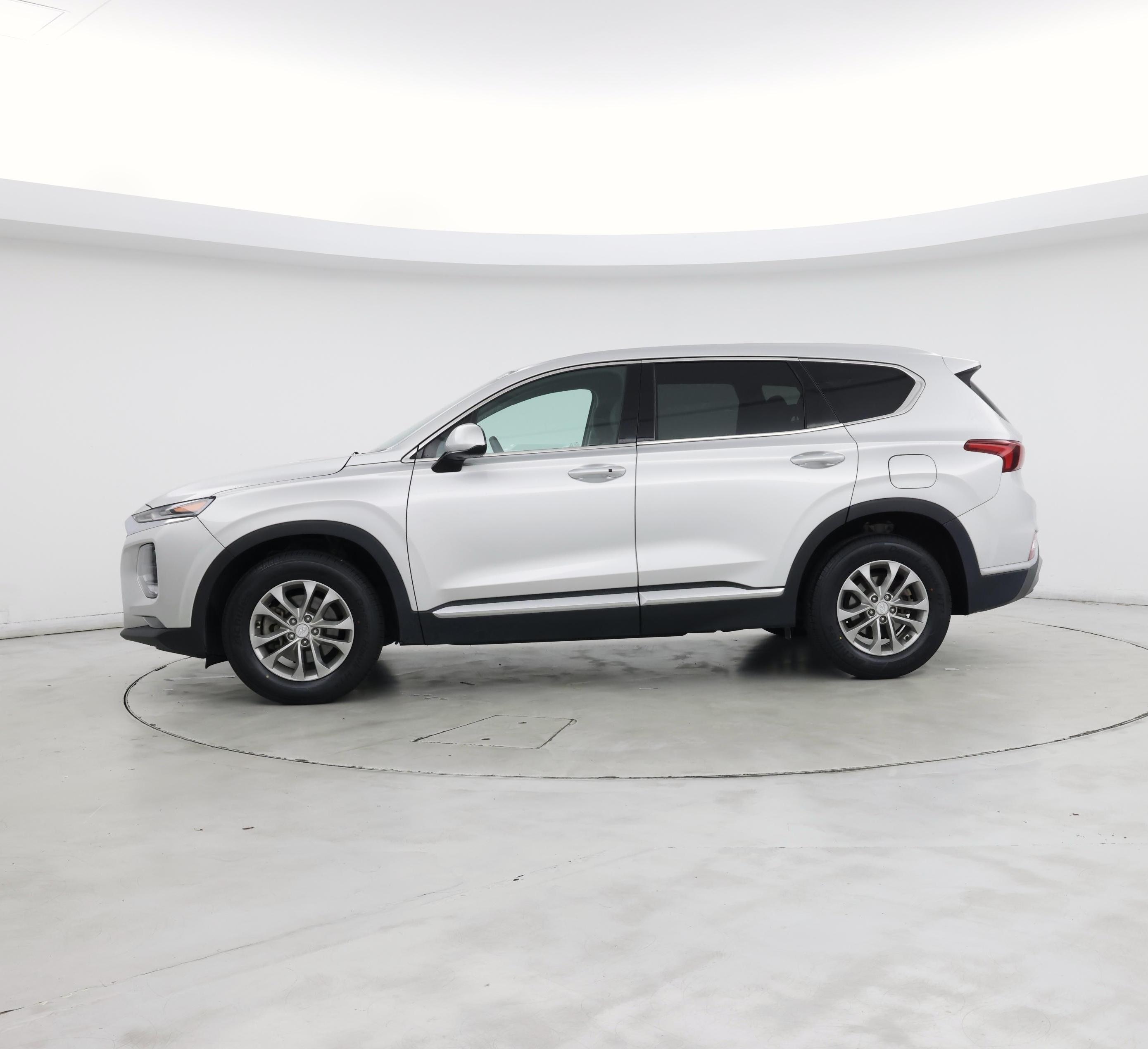 Thumbnail: 2019 Hyundai Santa Fe - 3