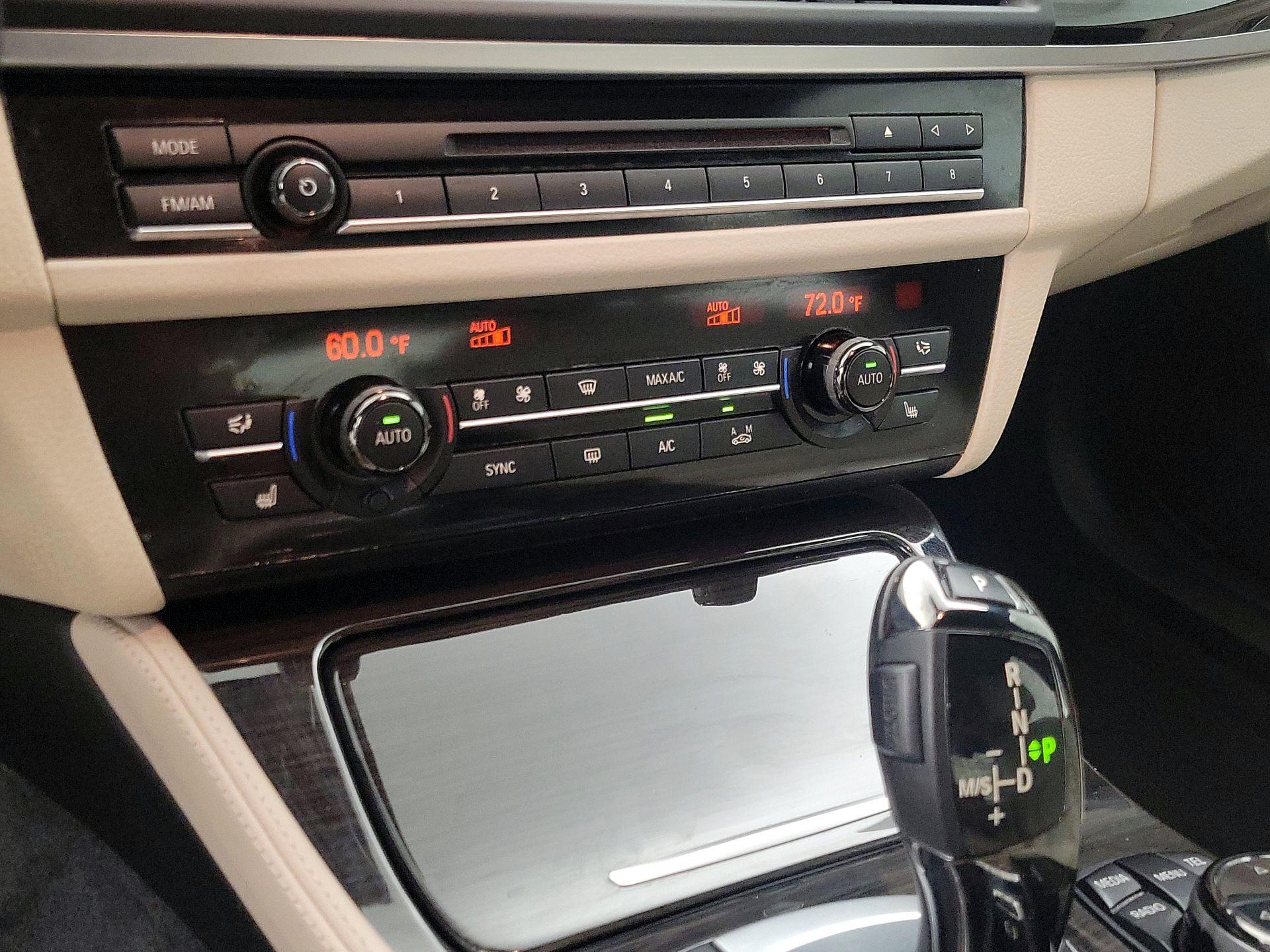 Thumbnail: 2015 BMW 5 Series - 16