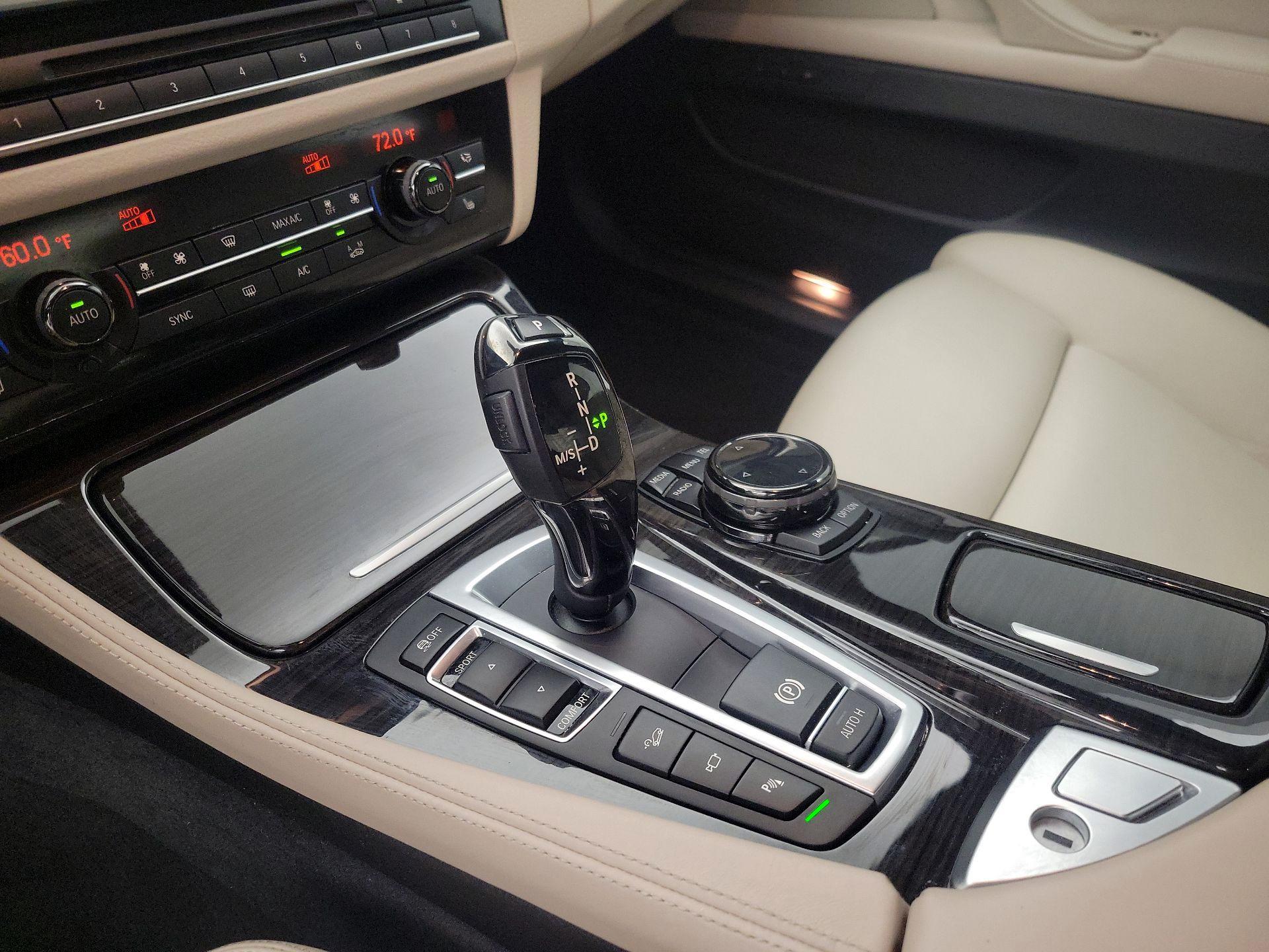 Thumbnail: 2015 BMW 5 Series - 17
