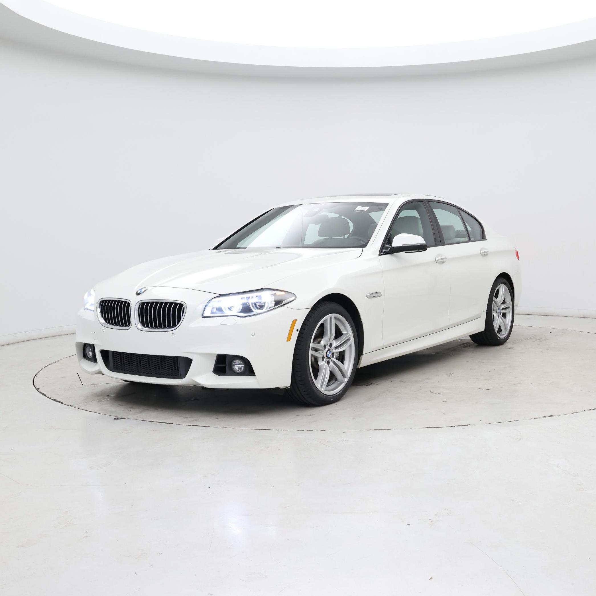Thumbnail: 2015 BMW 5 Series - 4