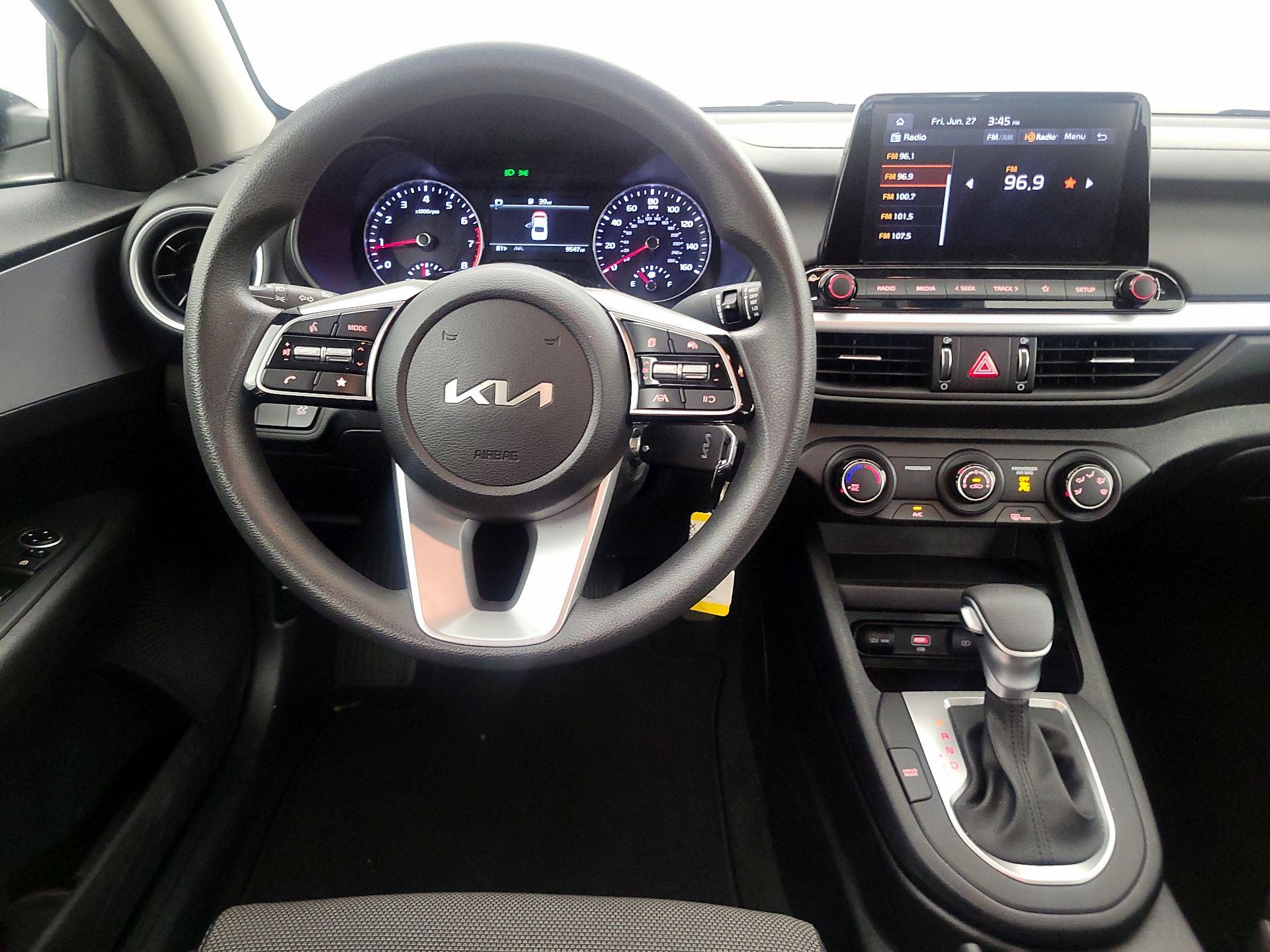 Thumbnail: 2024 Kia Forte - 10