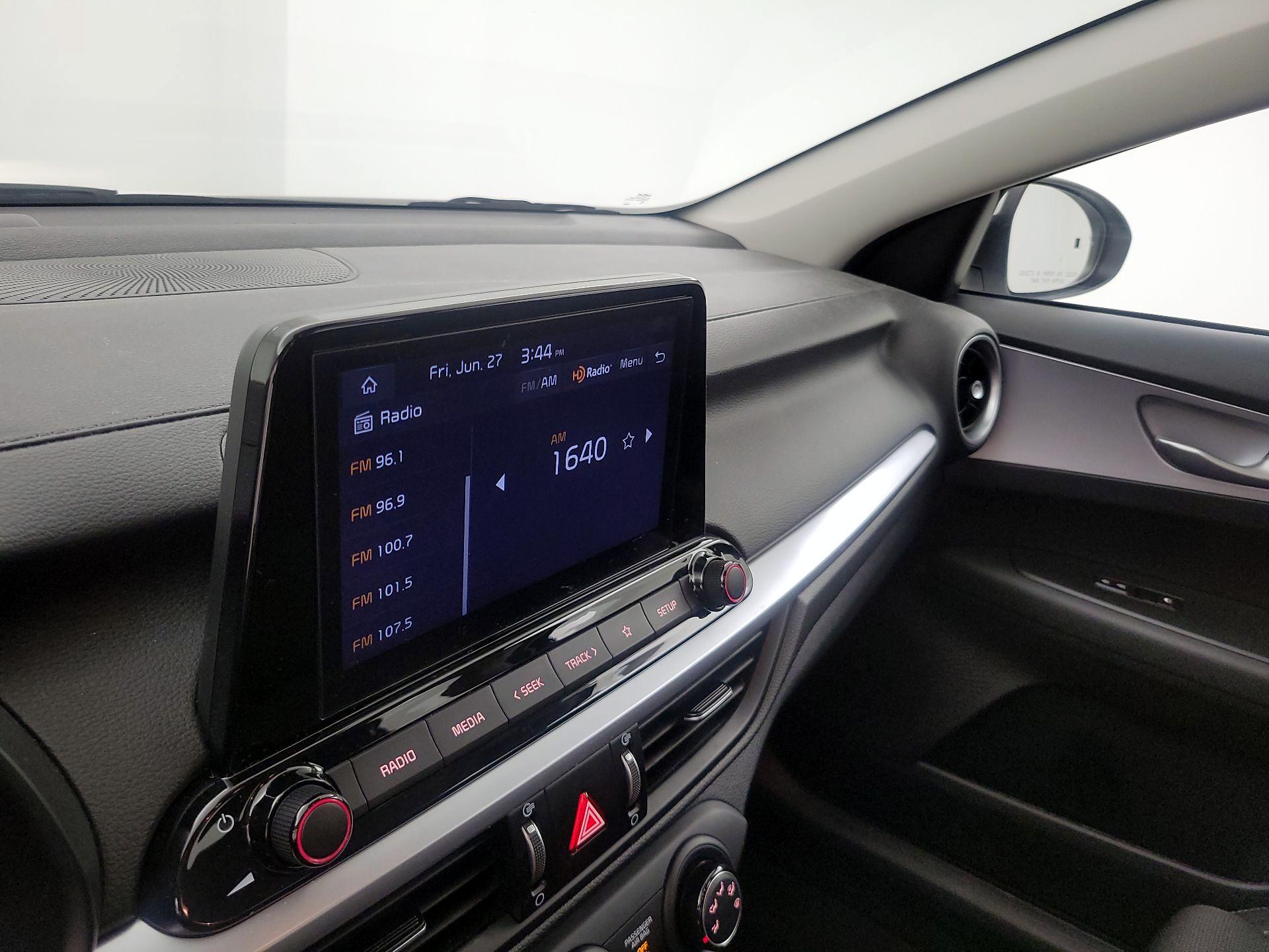 Thumbnail: 2024 Kia Forte - 15