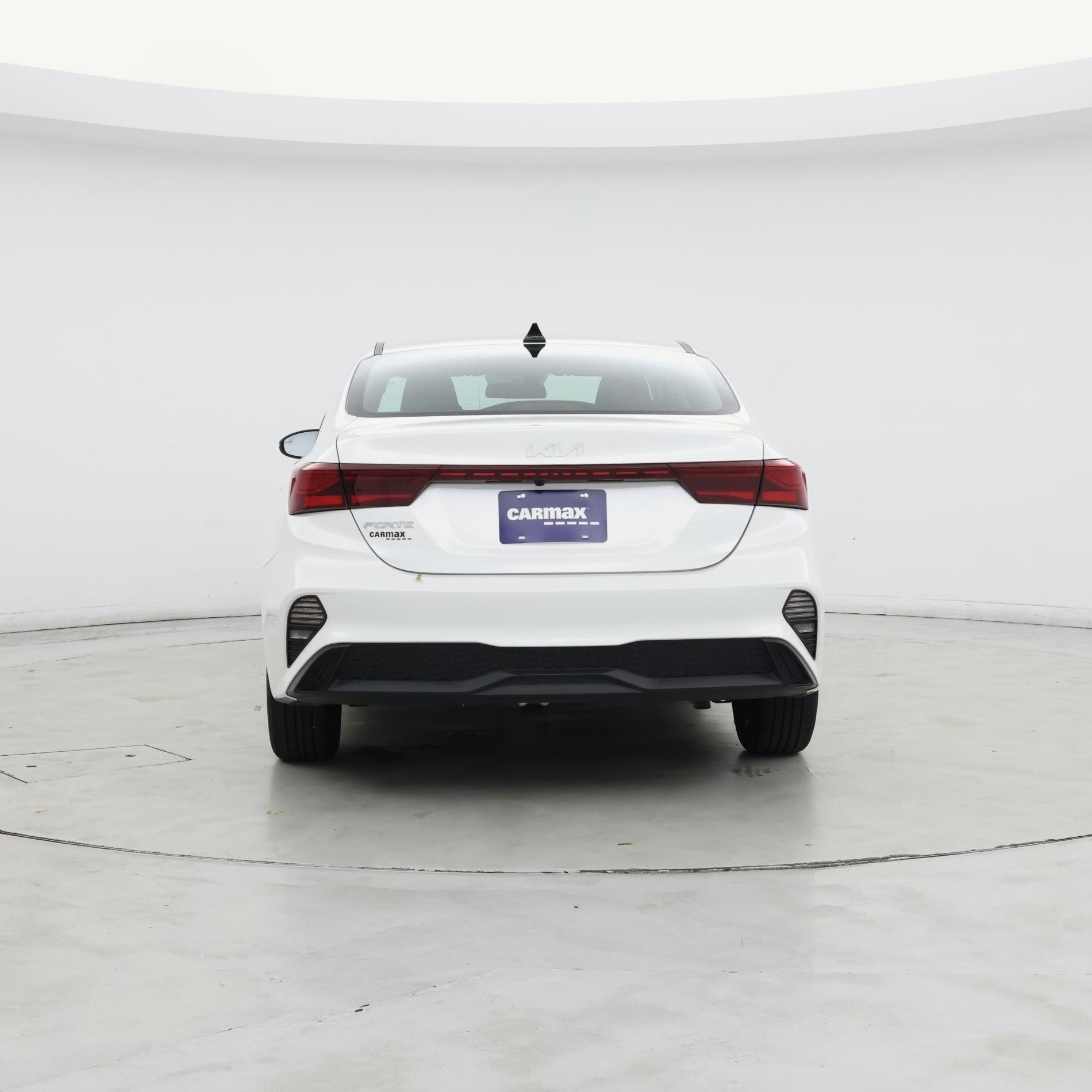 Thumbnail: 2024 Kia Forte - 6
