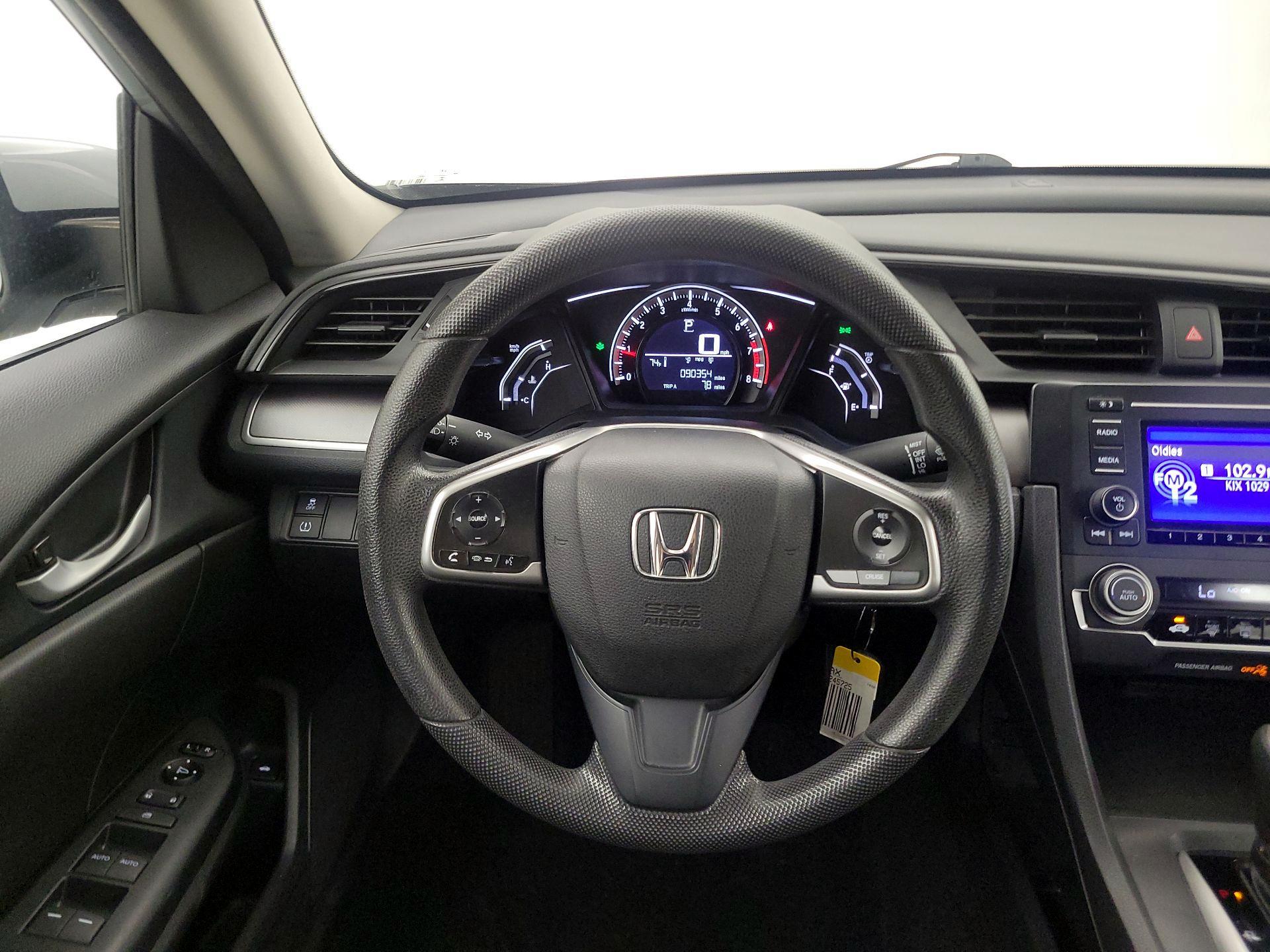 Thumbnail: 2016 Honda Civic - 10