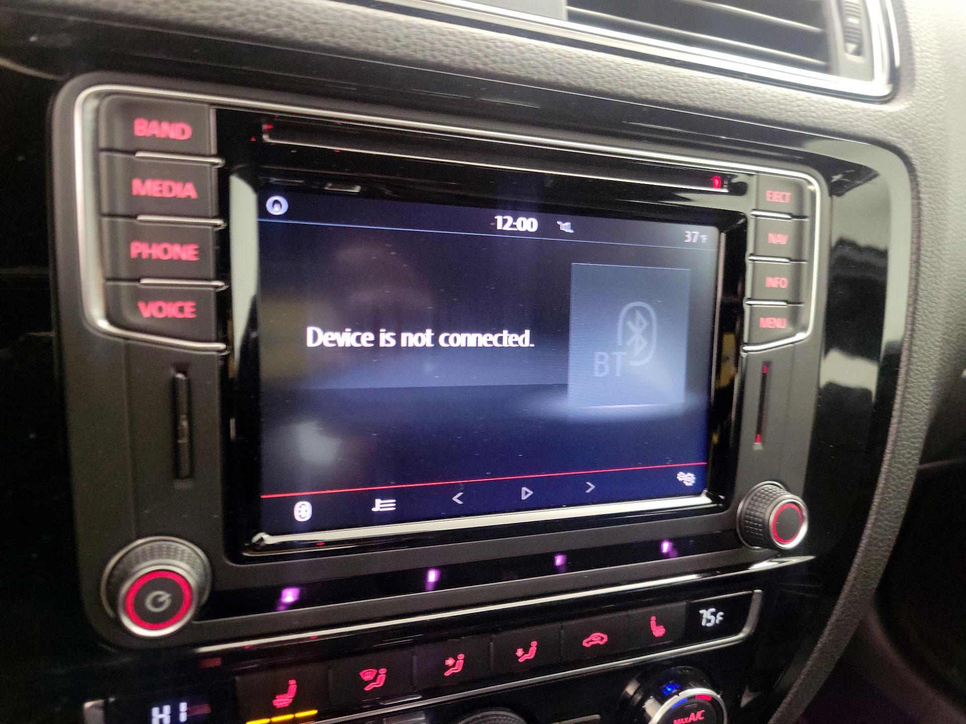 Thumbnail: 2016 Volkswagen Jetta - 15