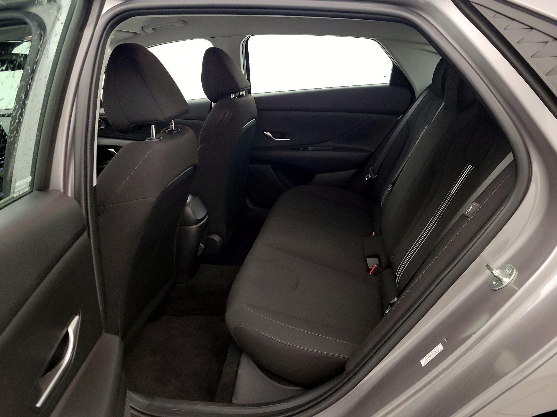 Thumbnail: 2024 Hyundai Elantra - 20