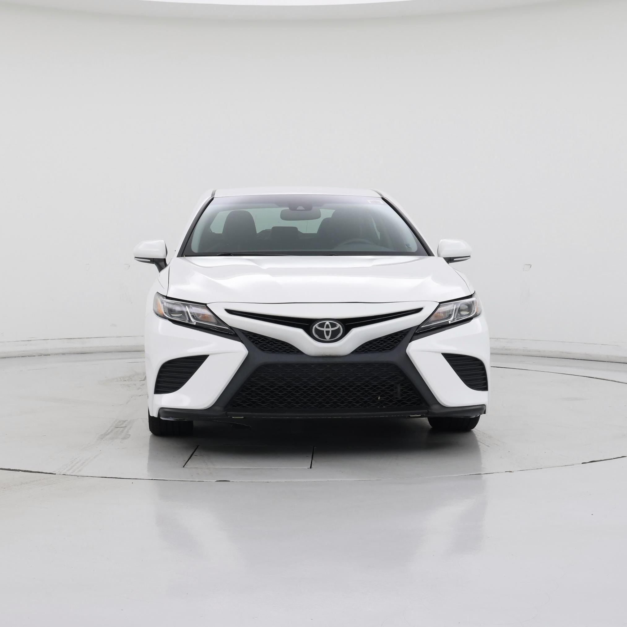Thumbnail: 2018 Toyota Camry - 5