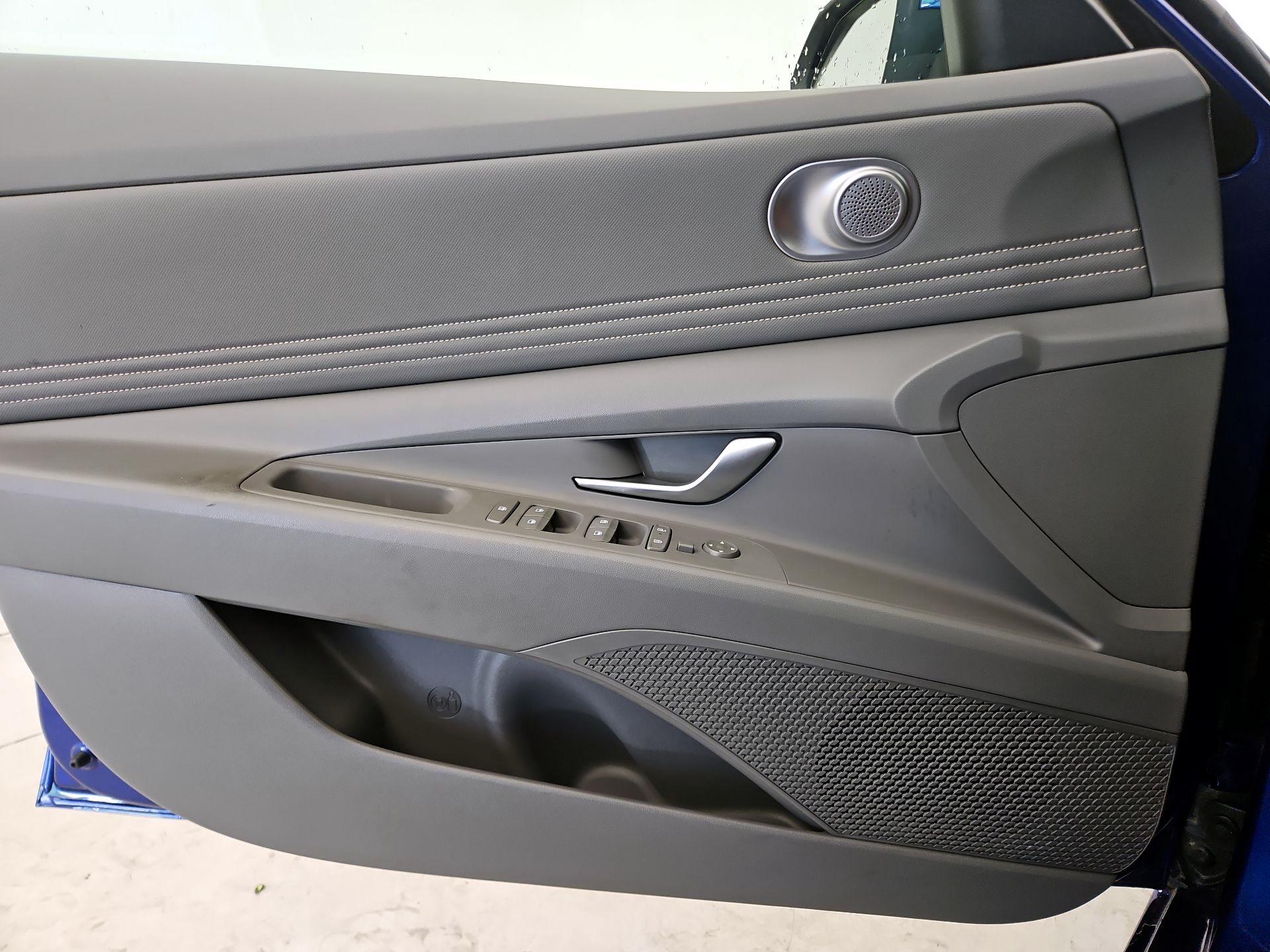 Thumbnail: 2024 Hyundai Elantra - 12