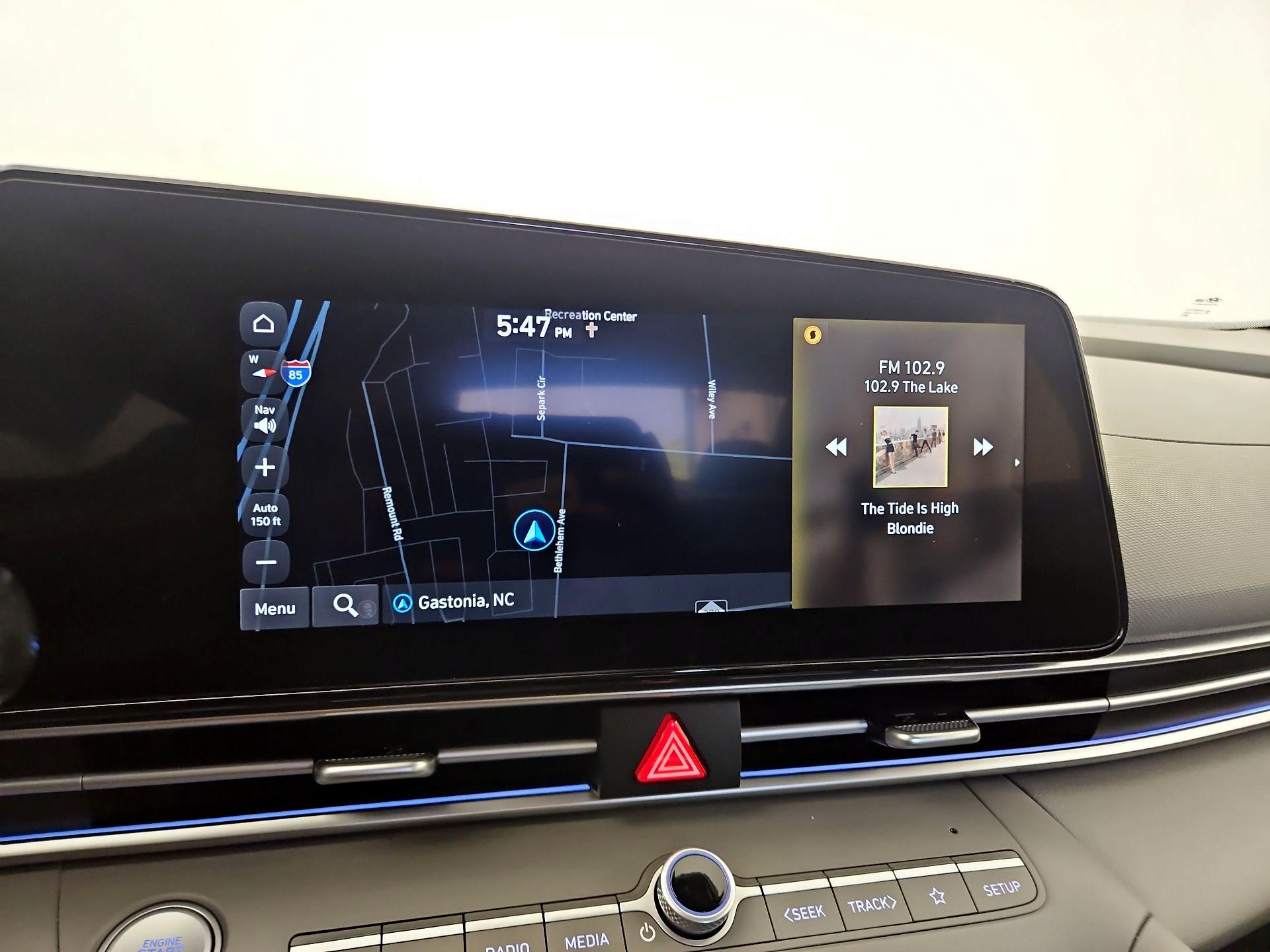 Thumbnail: 2024 Hyundai Elantra - 15