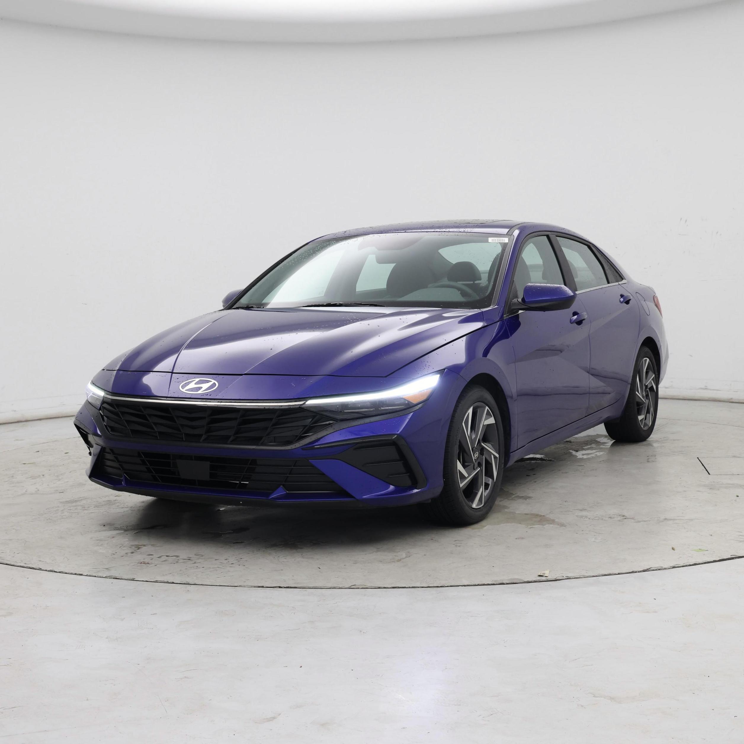 Thumbnail: 2024 Hyundai Elantra - 4