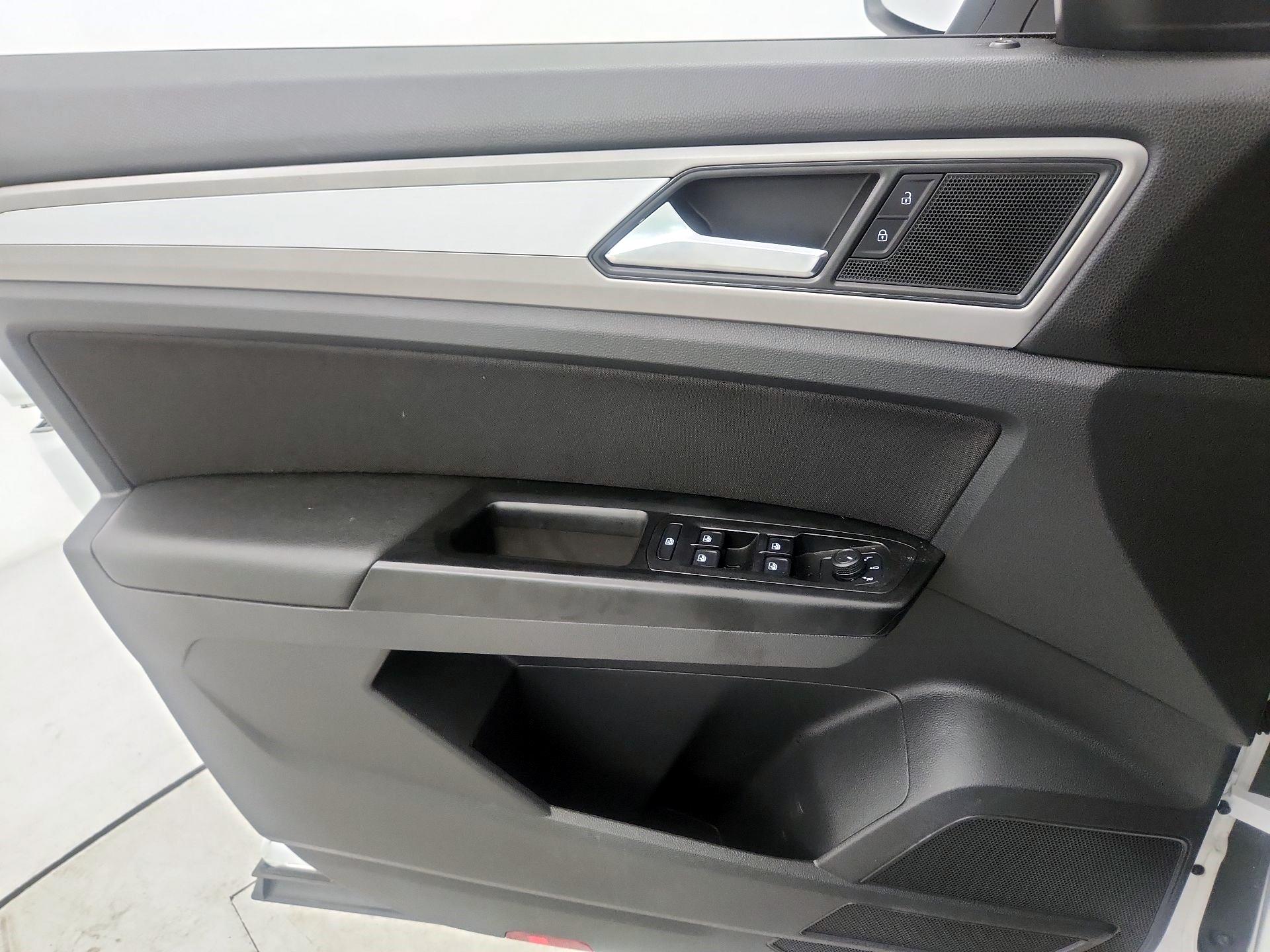 Thumbnail: 2021 Volkswagen Atlas - 12
