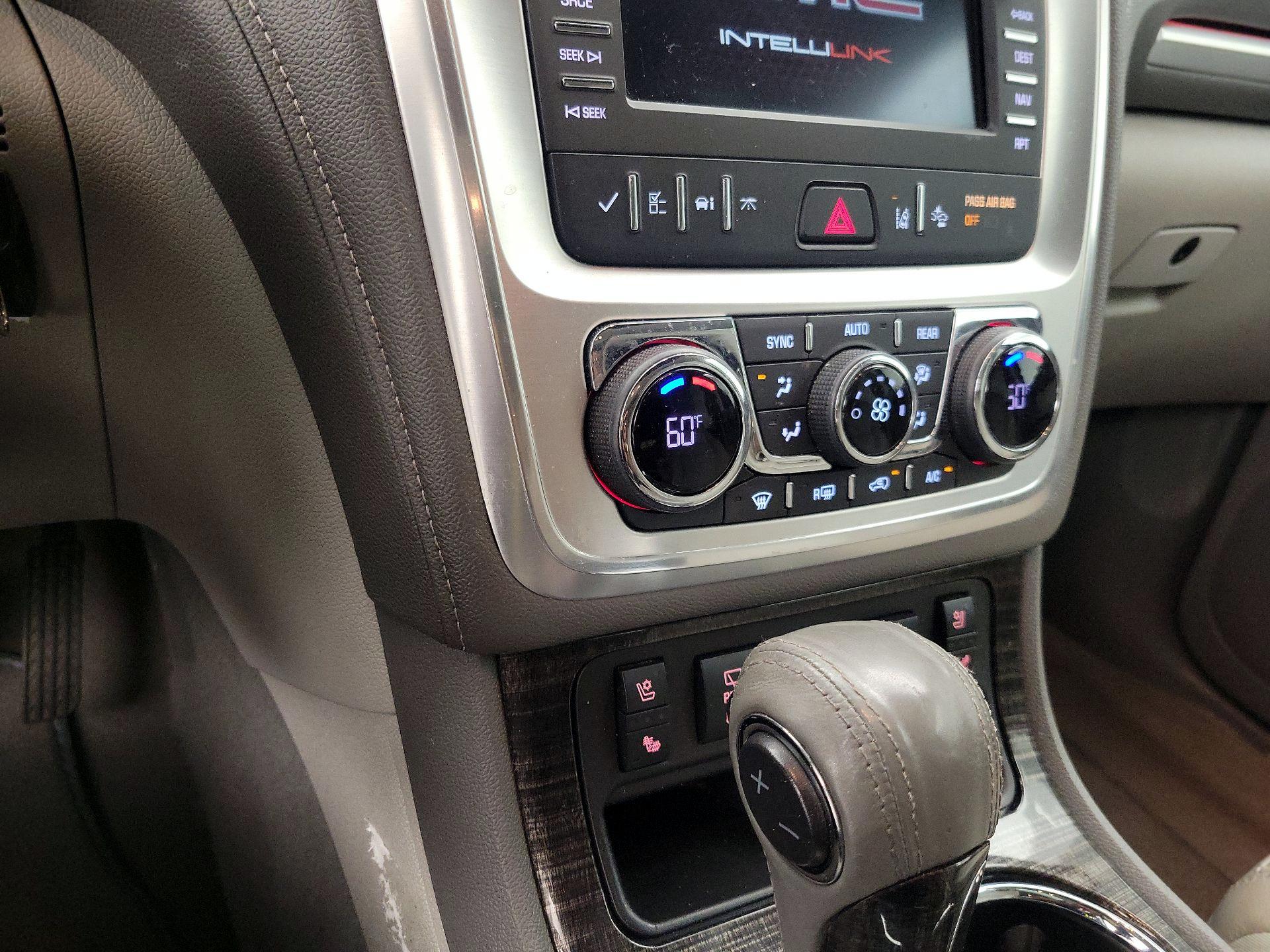 Thumbnail: 2017 GMC Acadia - 17