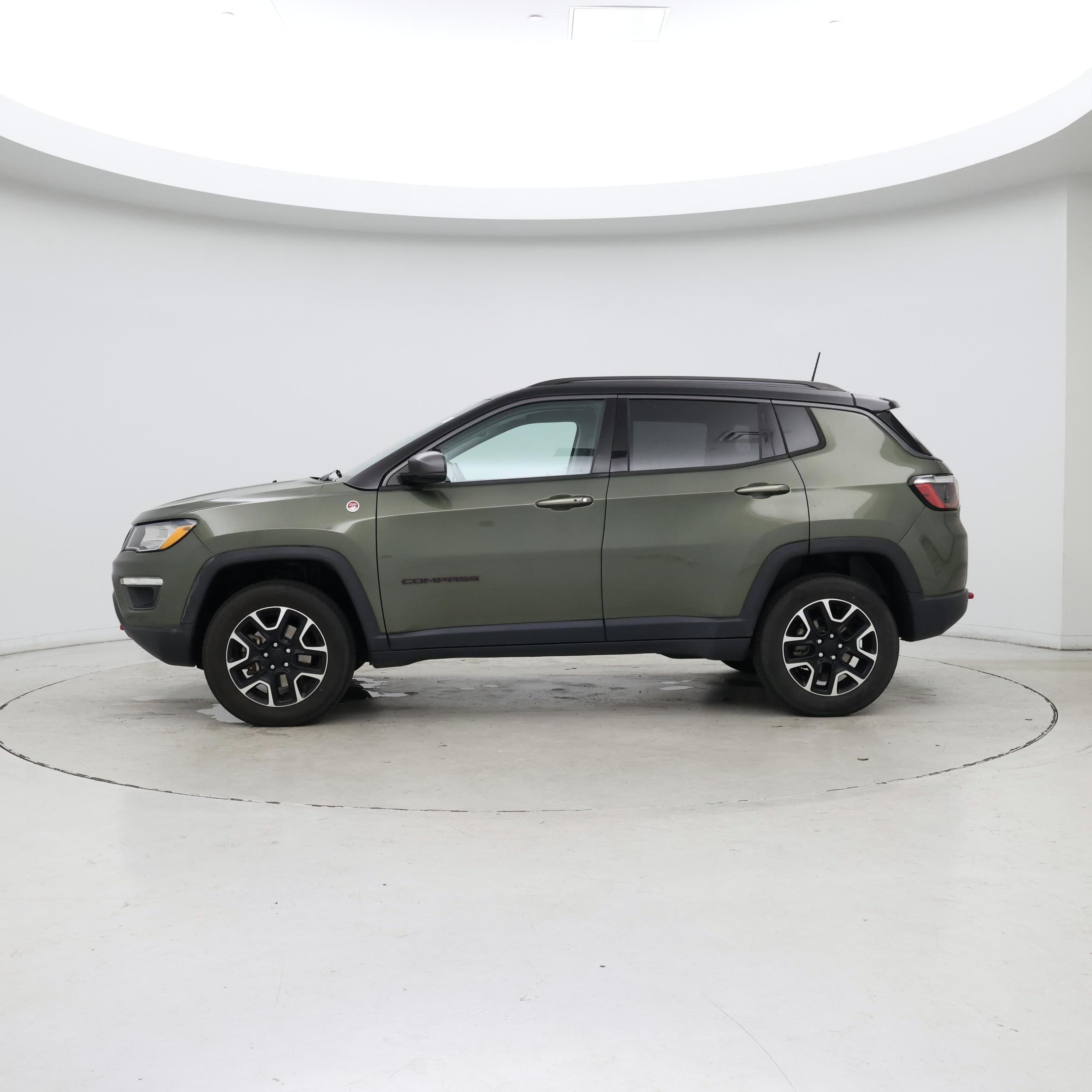 Thumbnail: 2021 Jeep Compass - 3