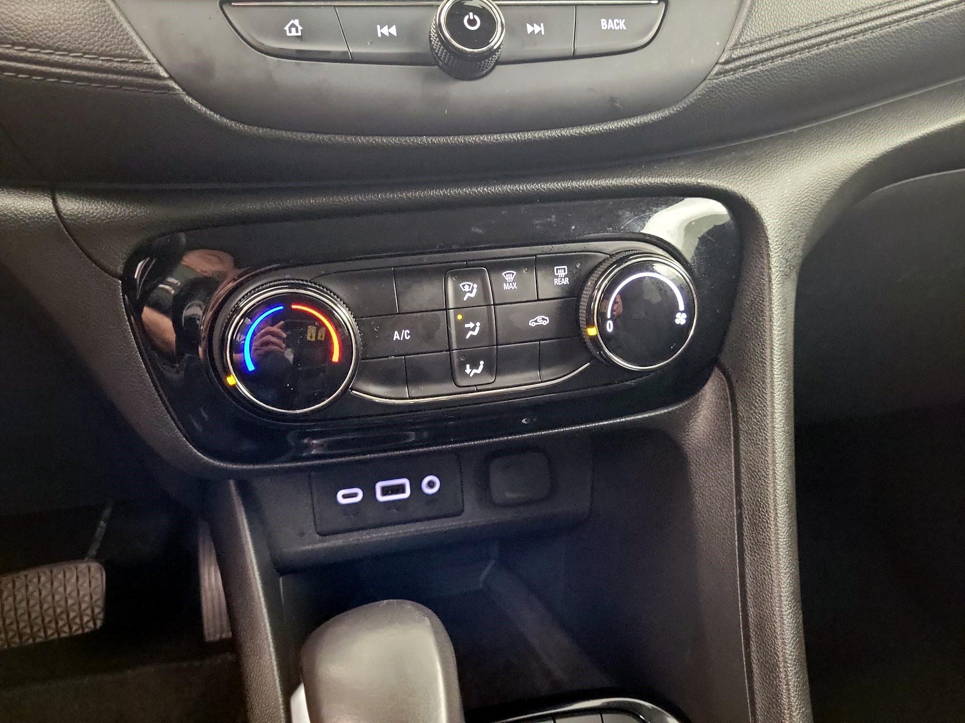 Thumbnail: 2020 Buick Encore GX - 13
