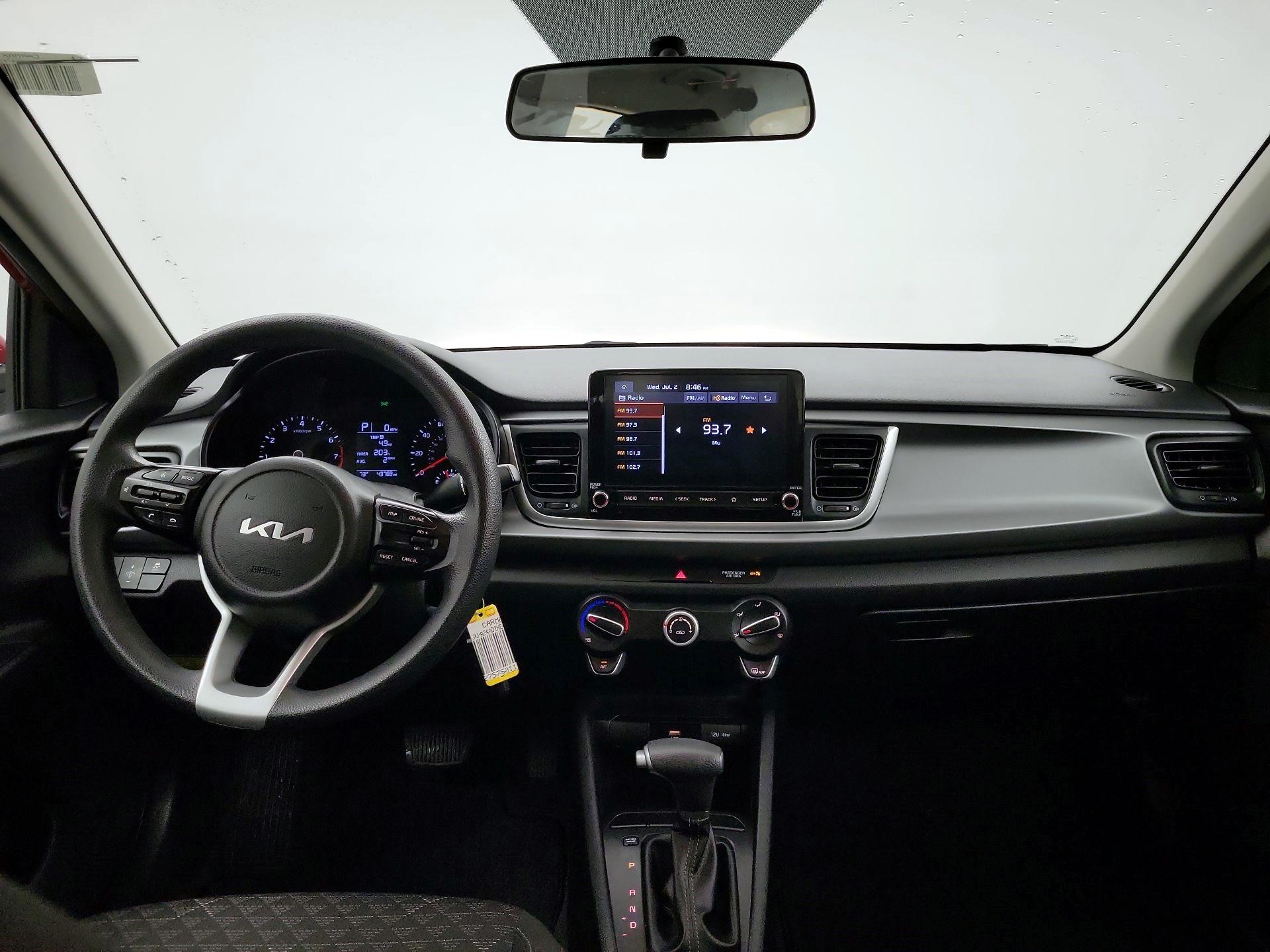 Thumbnail: 2022 Kia Rio - 8