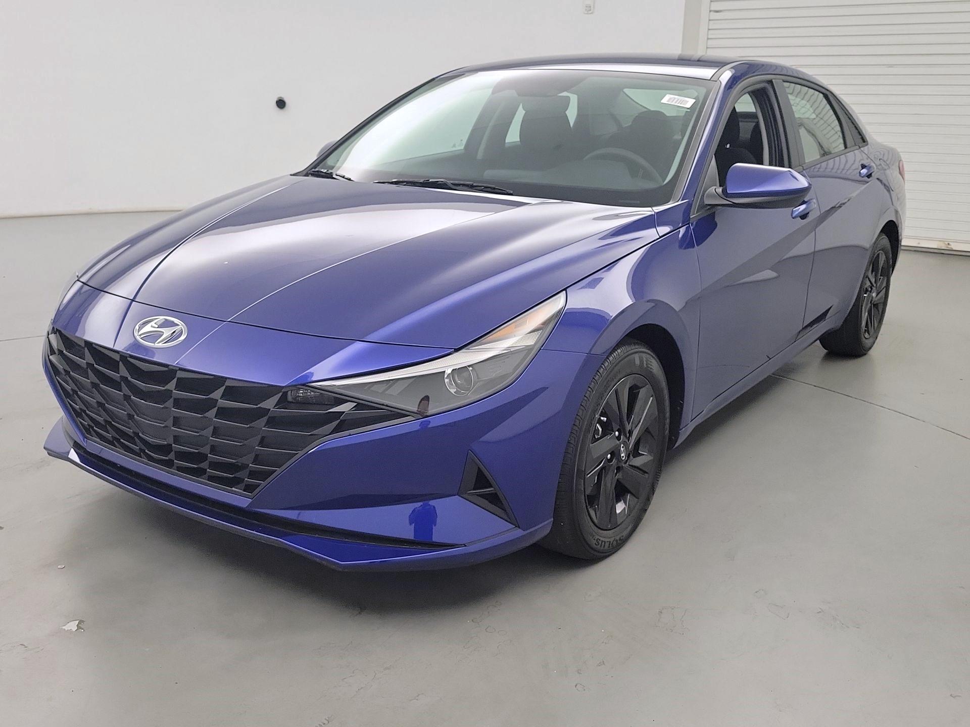 Thumbnail: 2021 Hyundai Elantra - 3