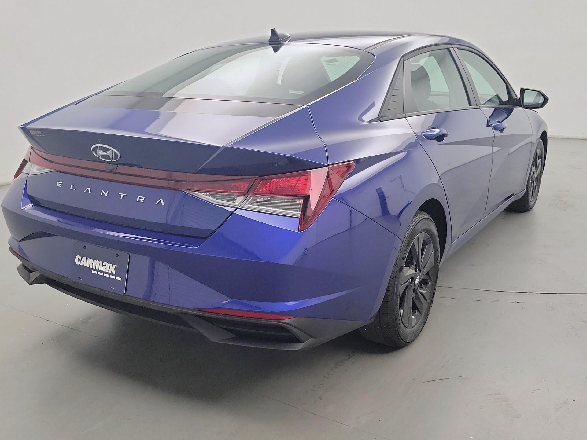 Thumbnail: 2021 Hyundai Elantra - 5