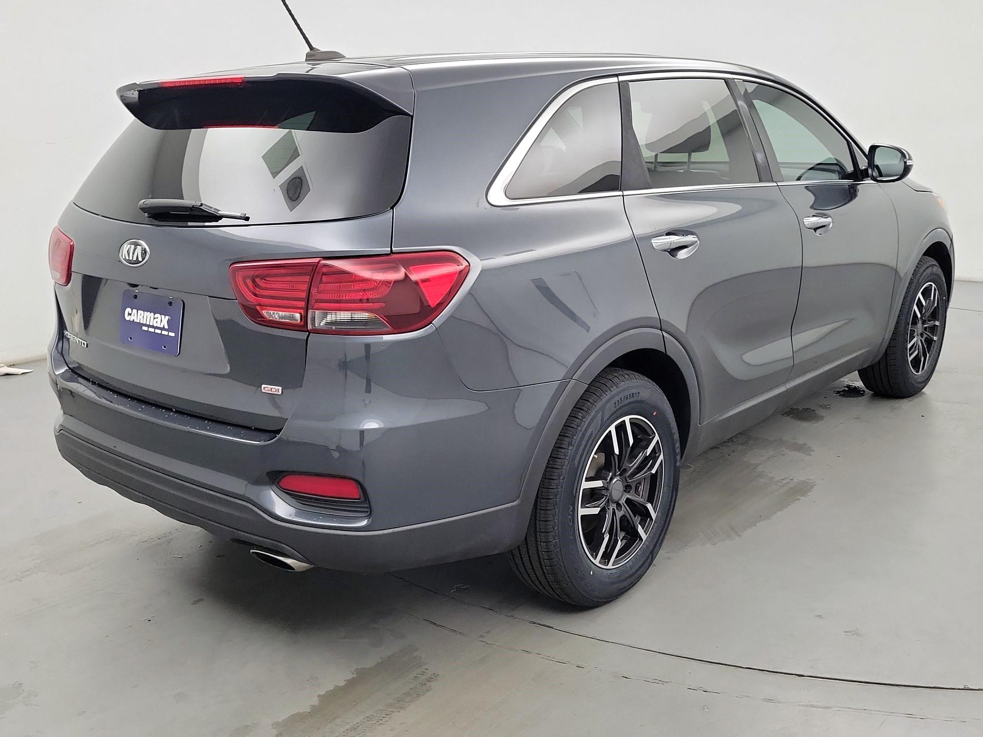 Thumbnail: 2020 Kia Sorento - 5