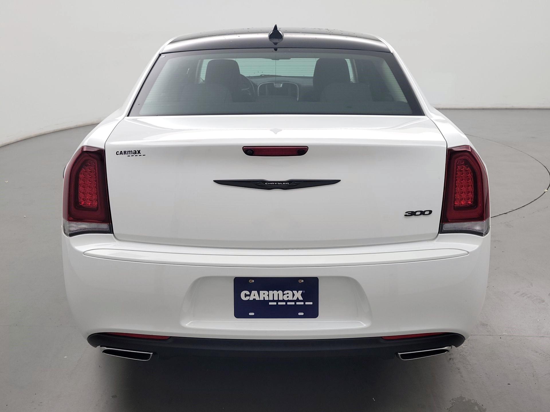 Thumbnail: 2022 Chrysler 300 - 6