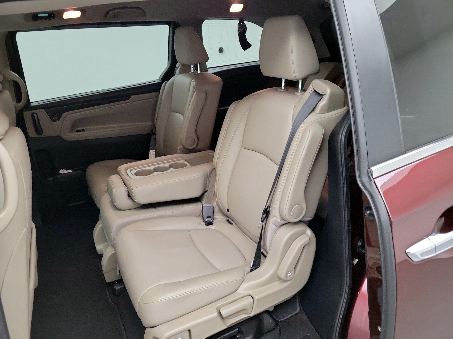 Thumbnail: 2020 Honda Odyssey - 18