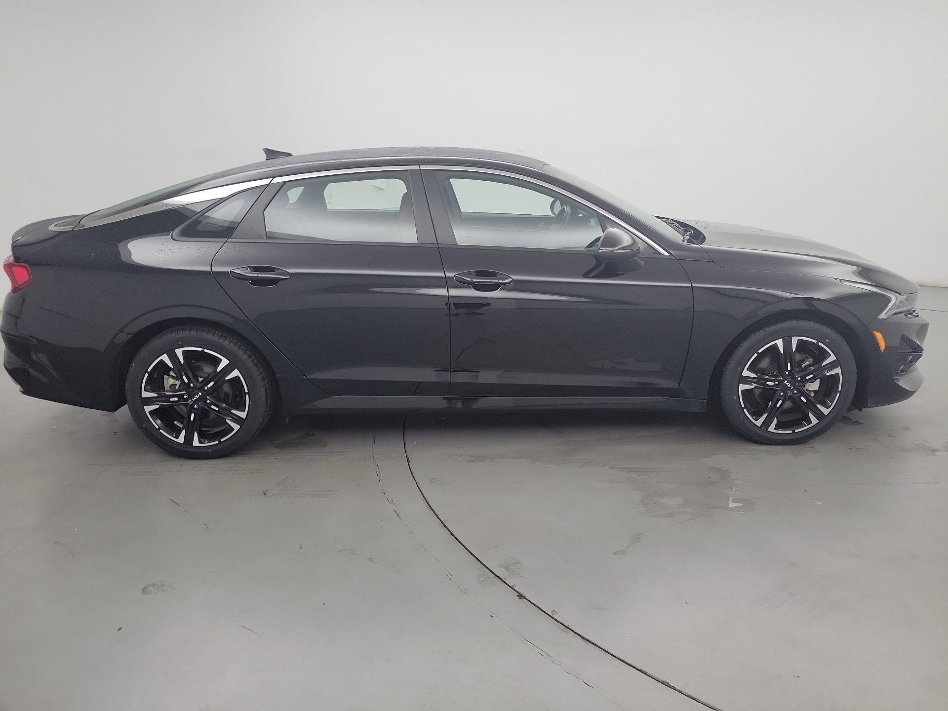 Thumbnail: 2023 Kia K5 - 4