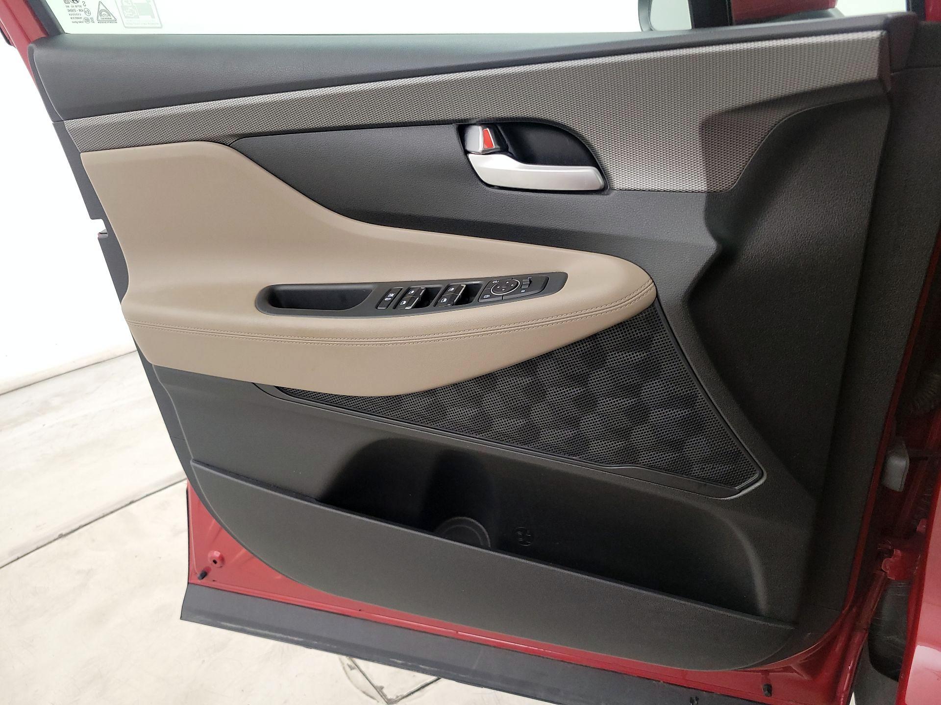 Thumbnail: 2019 Hyundai Santa Fe - 12