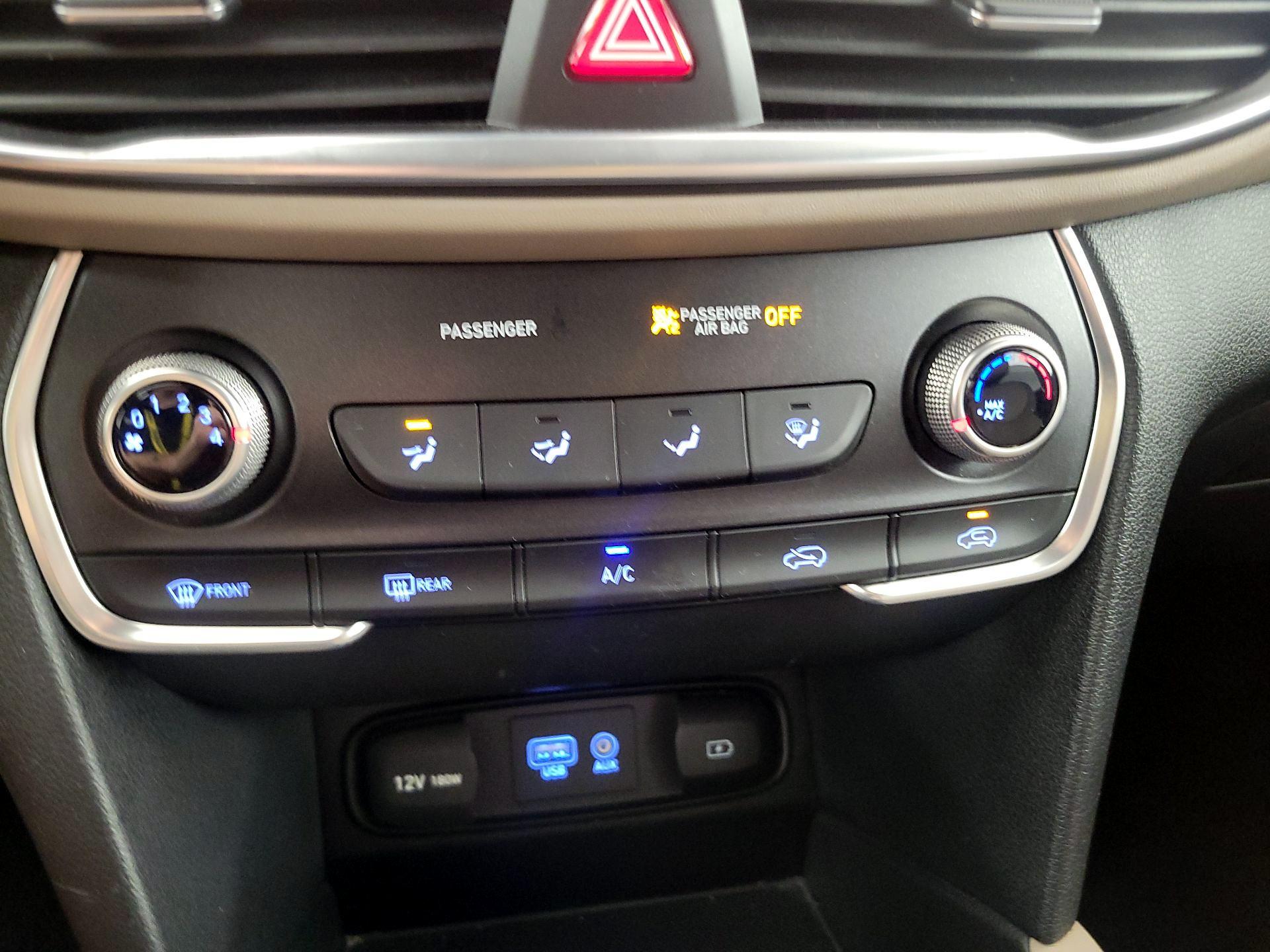 Thumbnail: 2019 Hyundai Santa Fe - 16