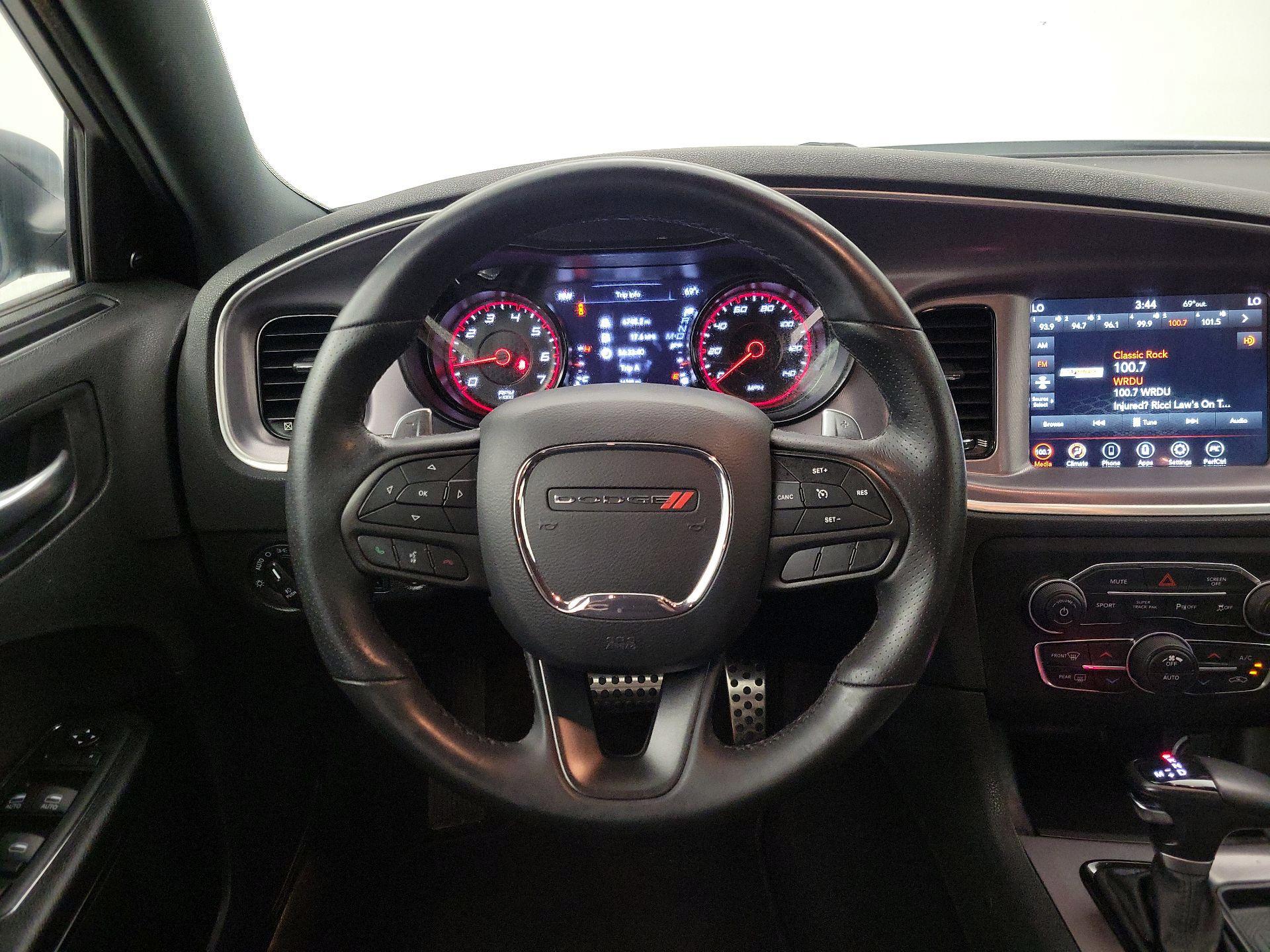 Thumbnail: 2022 Dodge Charger - 10
