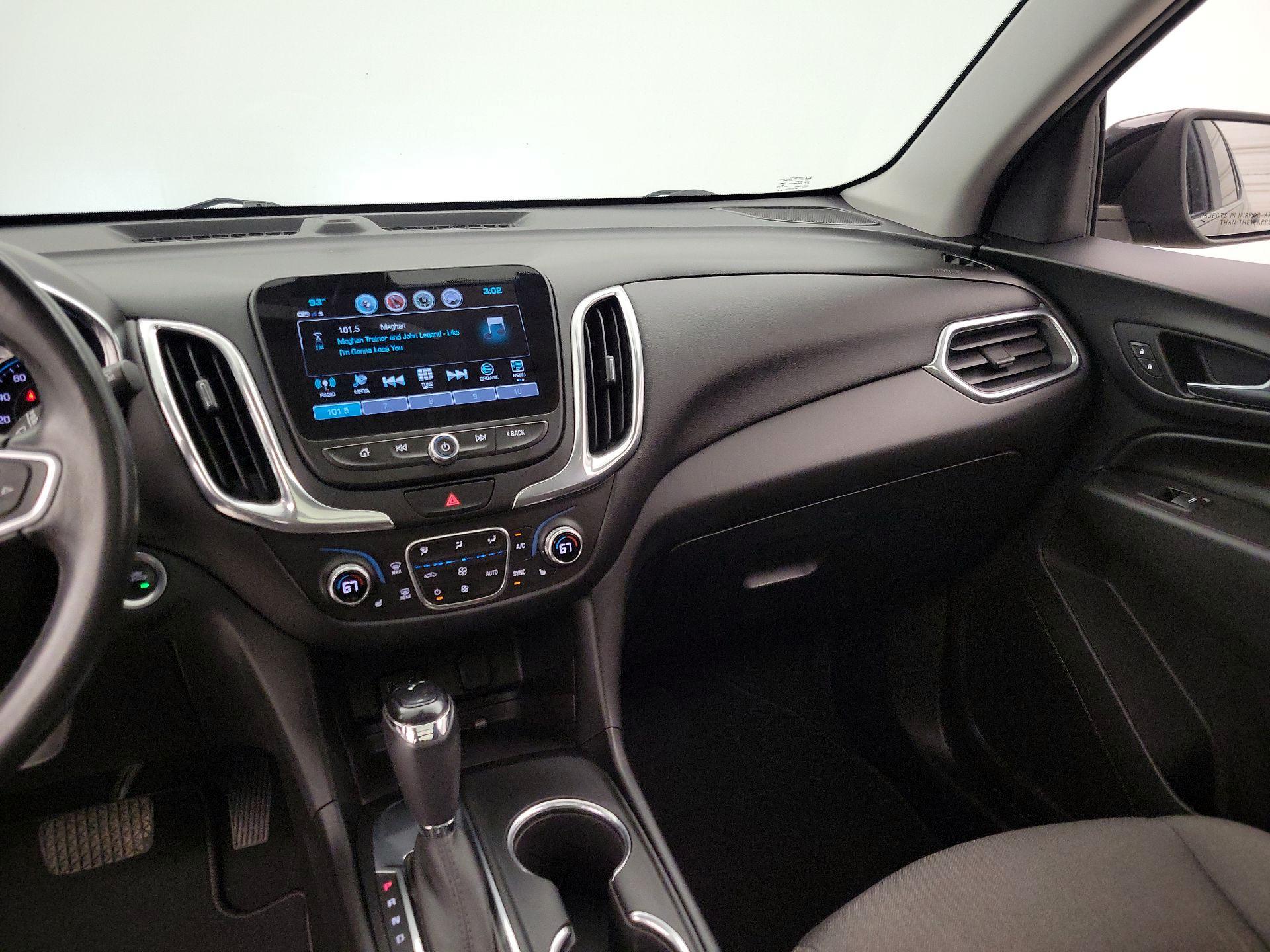 Thumbnail: 2018 Chevrolet Equinox - 9