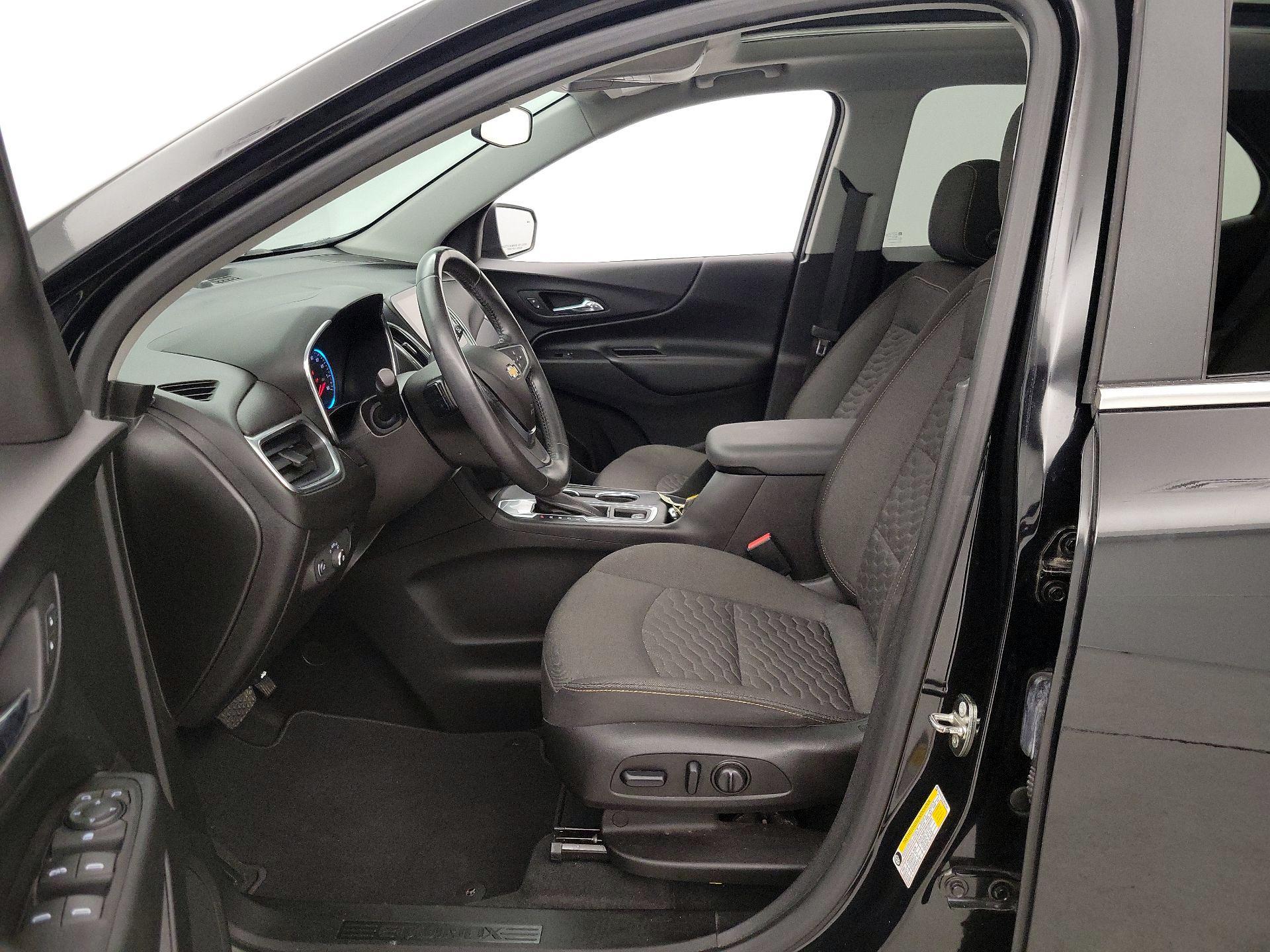 Thumbnail: 2018 Chevrolet Equinox - 11