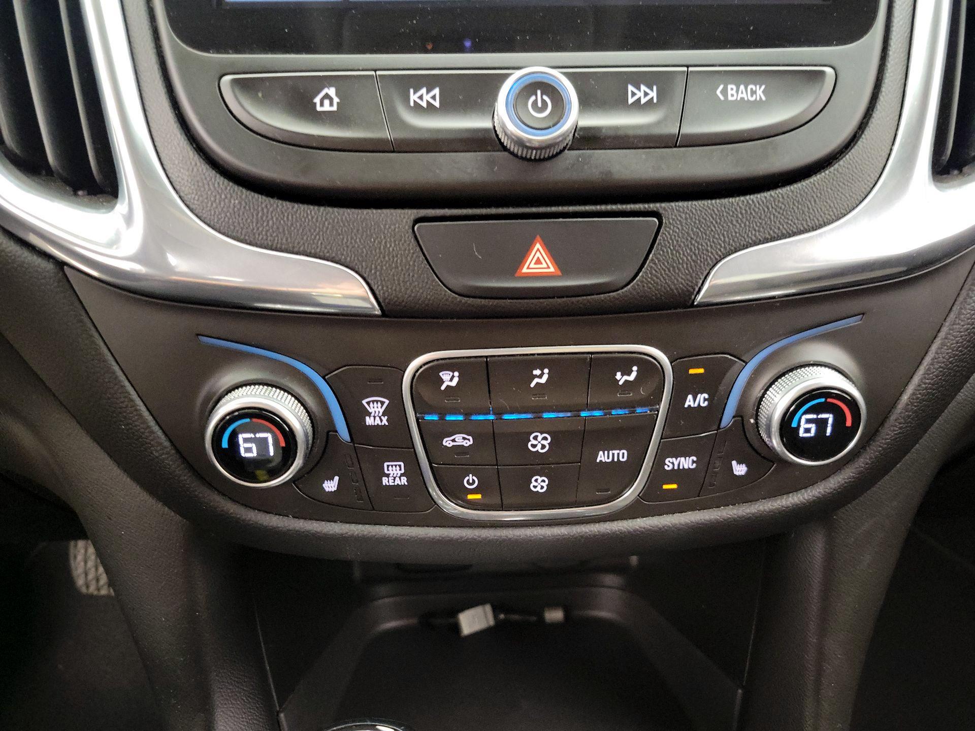 Thumbnail: 2018 Chevrolet Equinox - 16