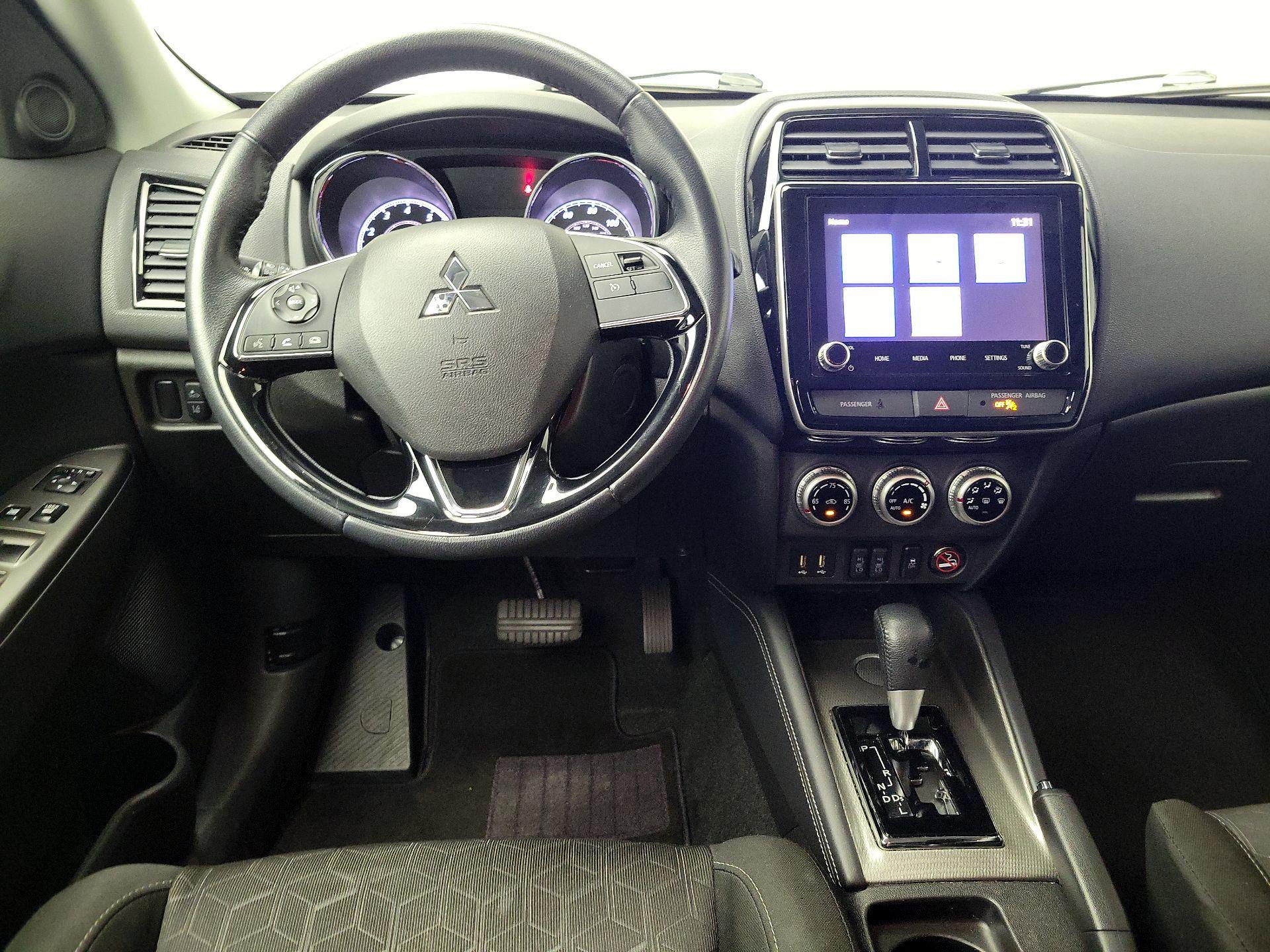 Thumbnail: 2021 Mitsubishi Outlander Sport - 10