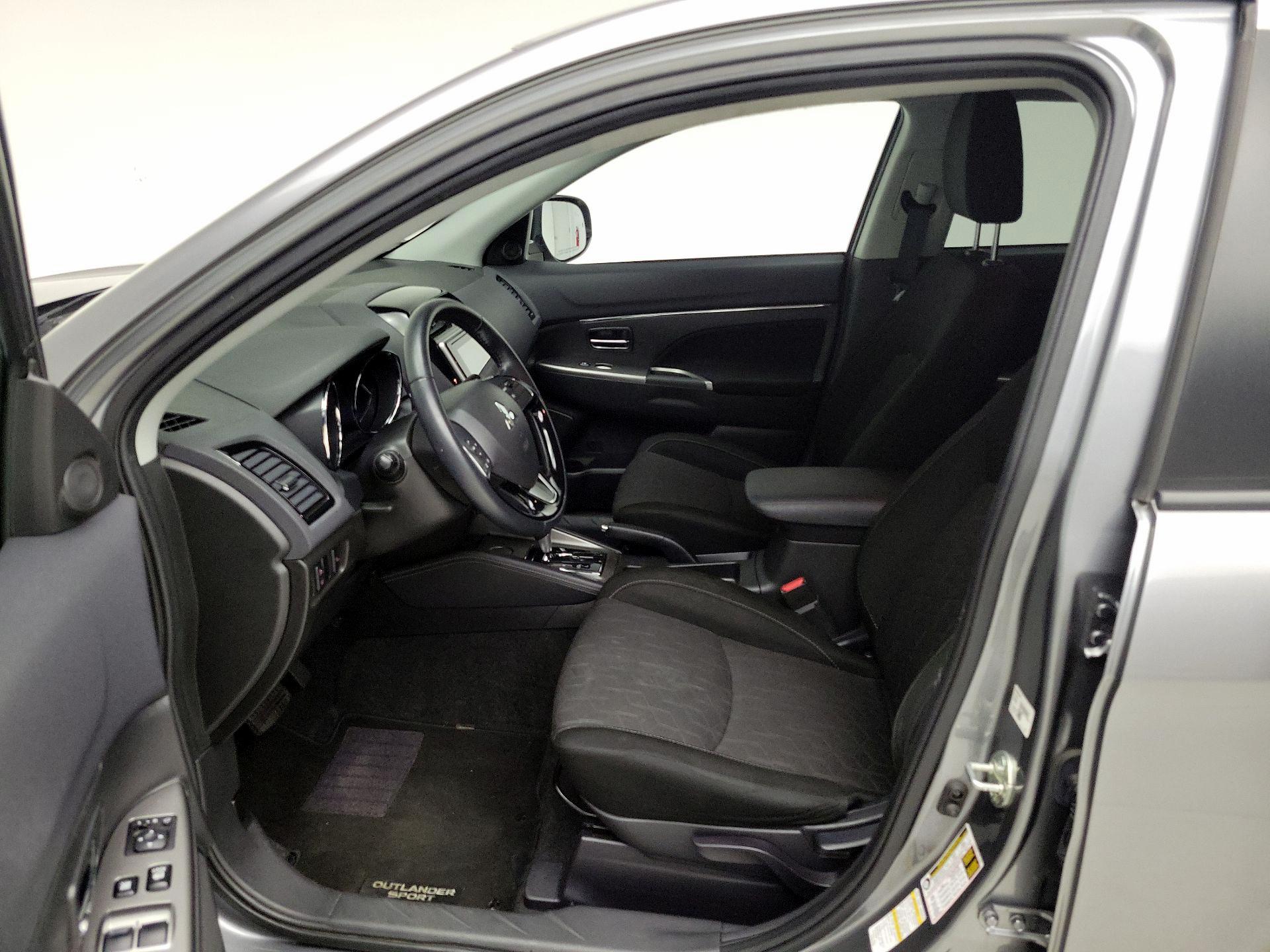 Thumbnail: 2021 Mitsubishi Outlander Sport - 11