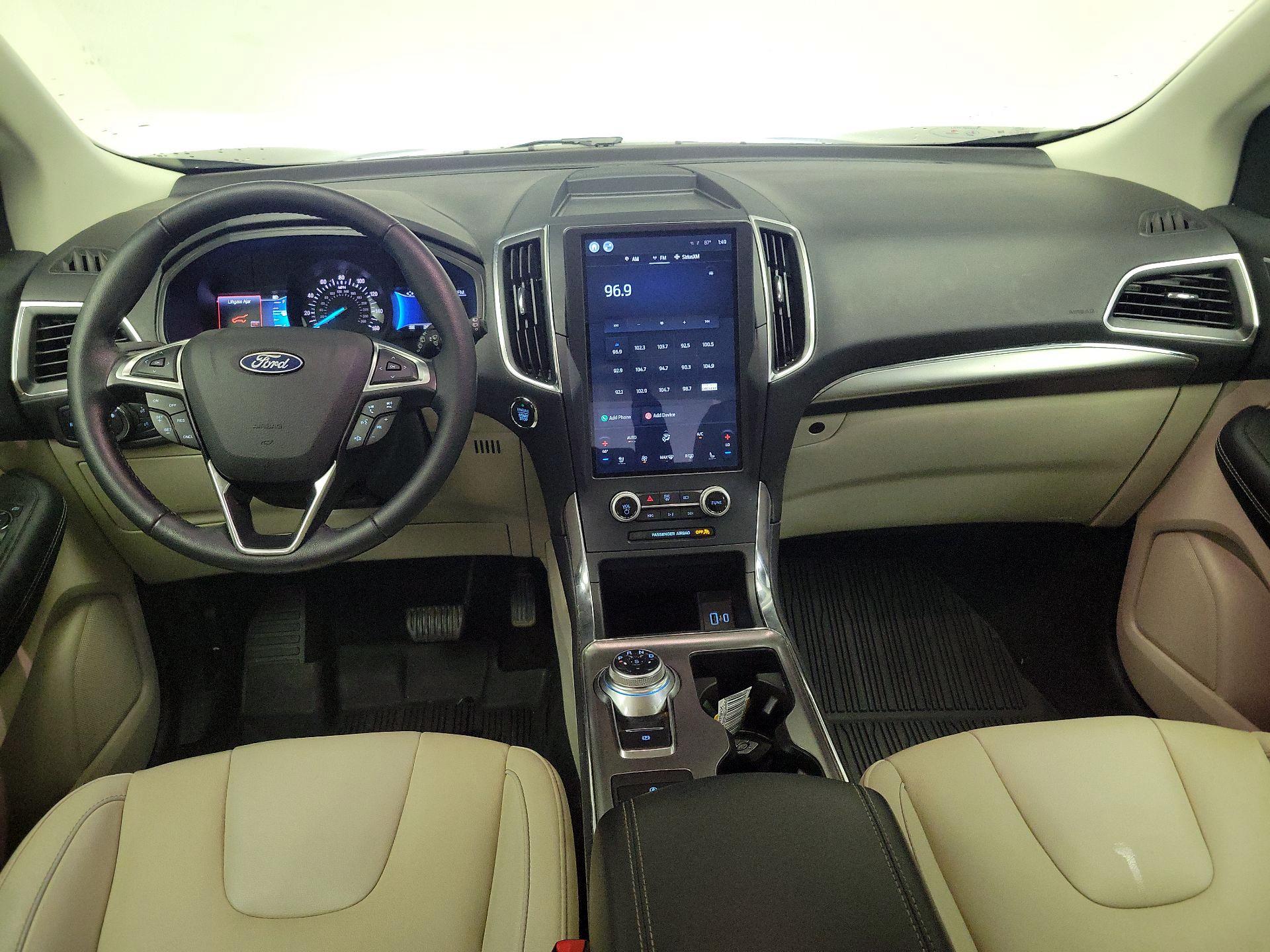 Thumbnail: 2022 Ford Edge - 9