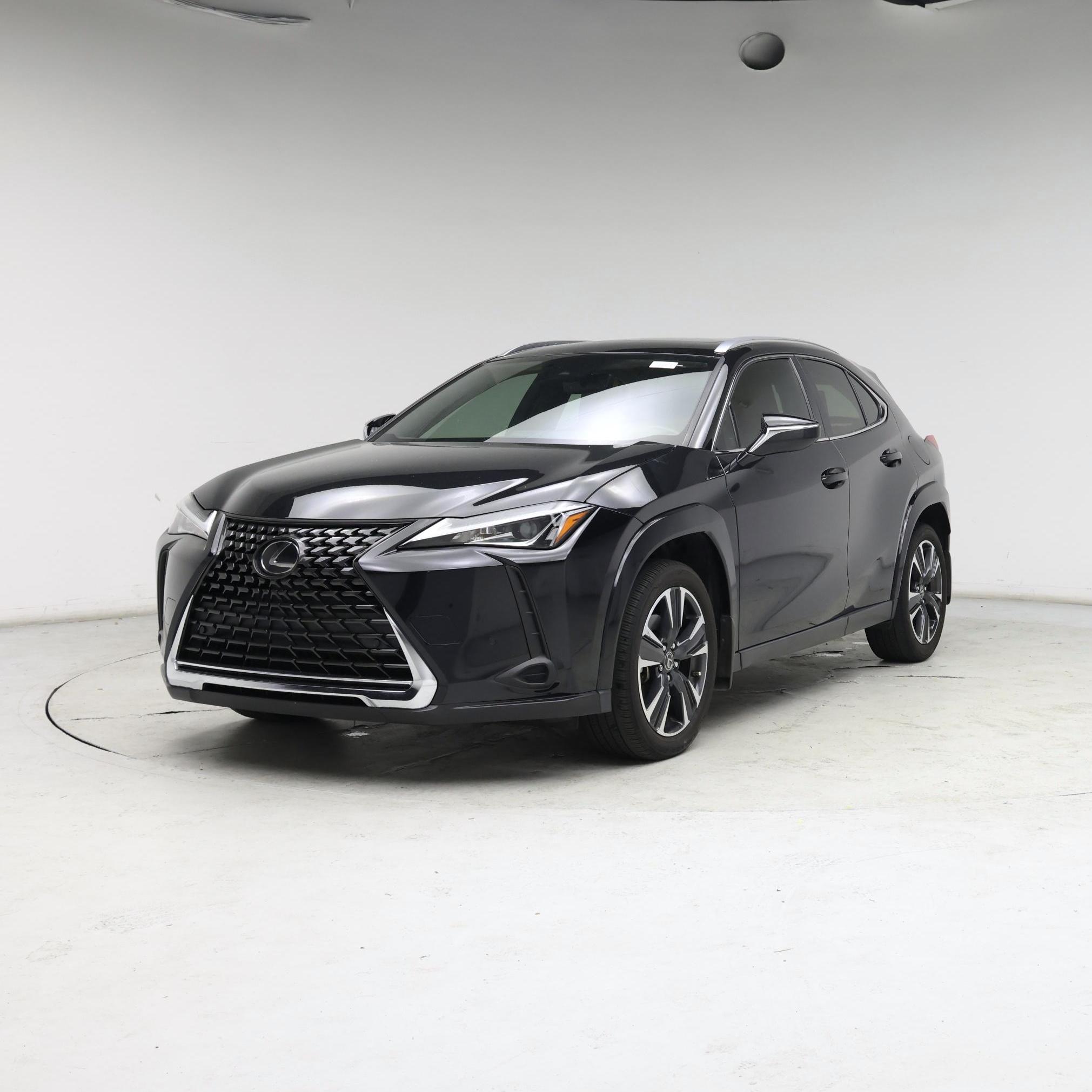 Thumbnail: 2022 Lexus UX - 4