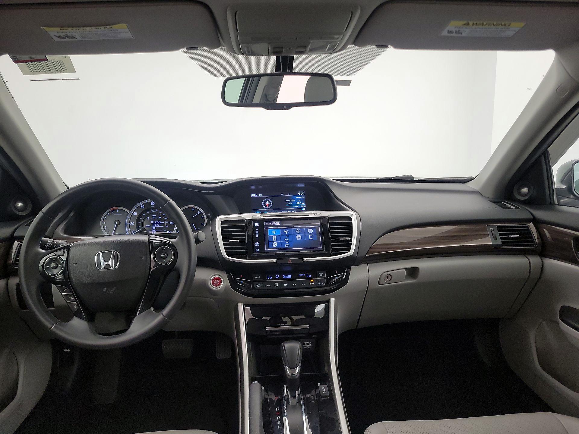 Thumbnail: 2016 Honda Accord - 9