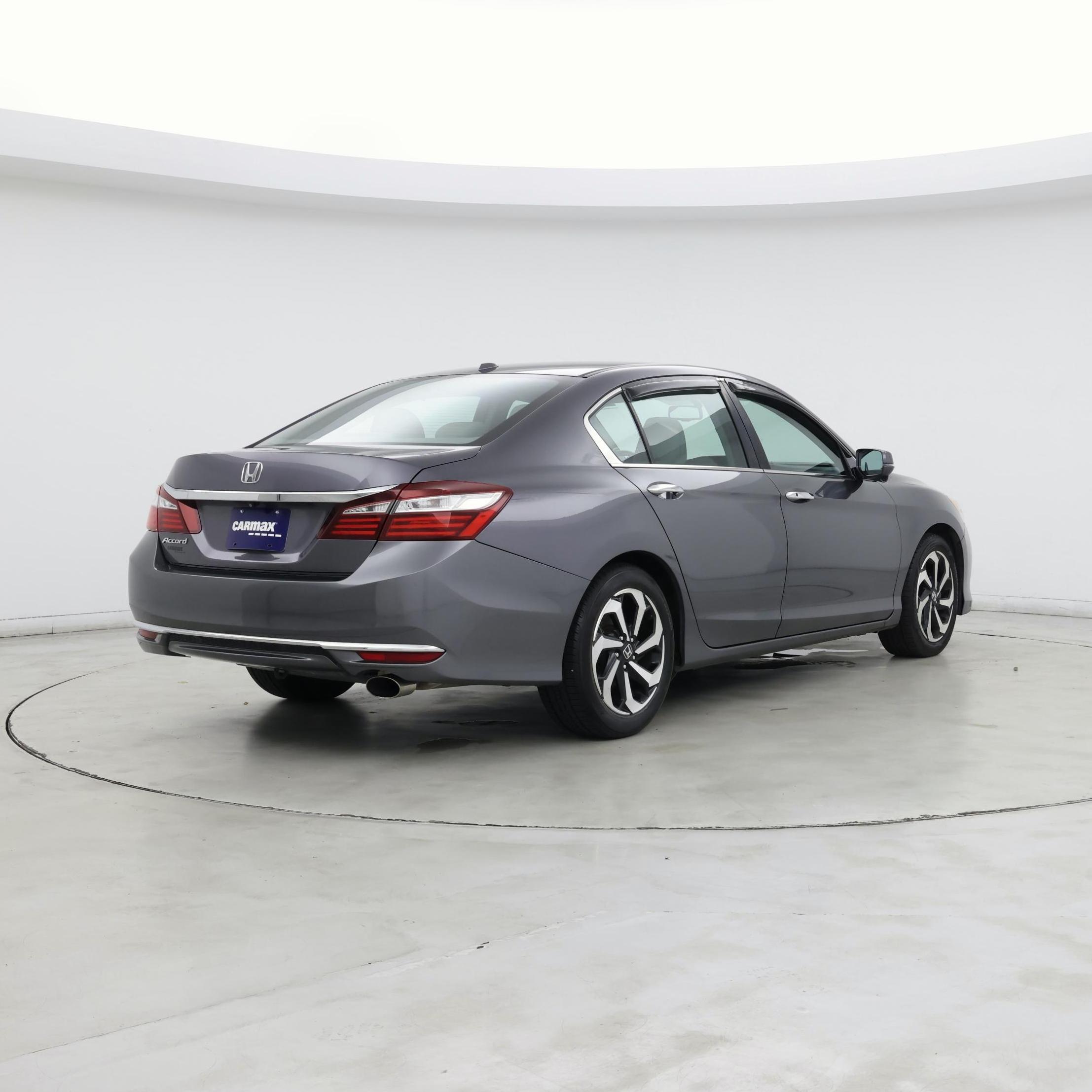 Thumbnail: 2016 Honda Accord - 8