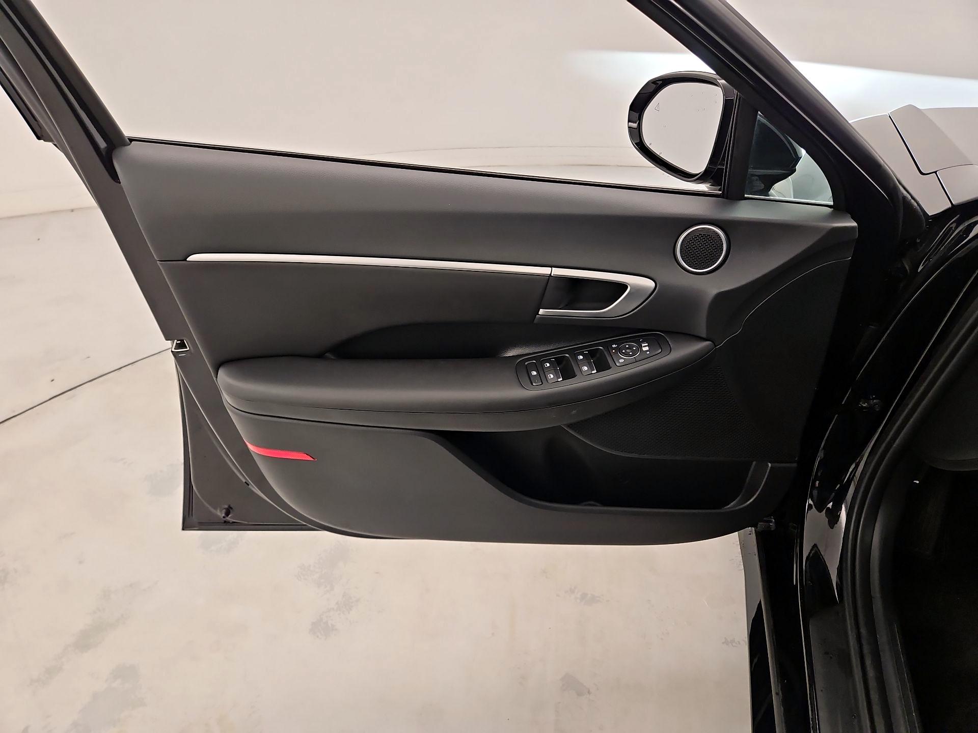 Thumbnail: 2024 Hyundai Sonata - 12