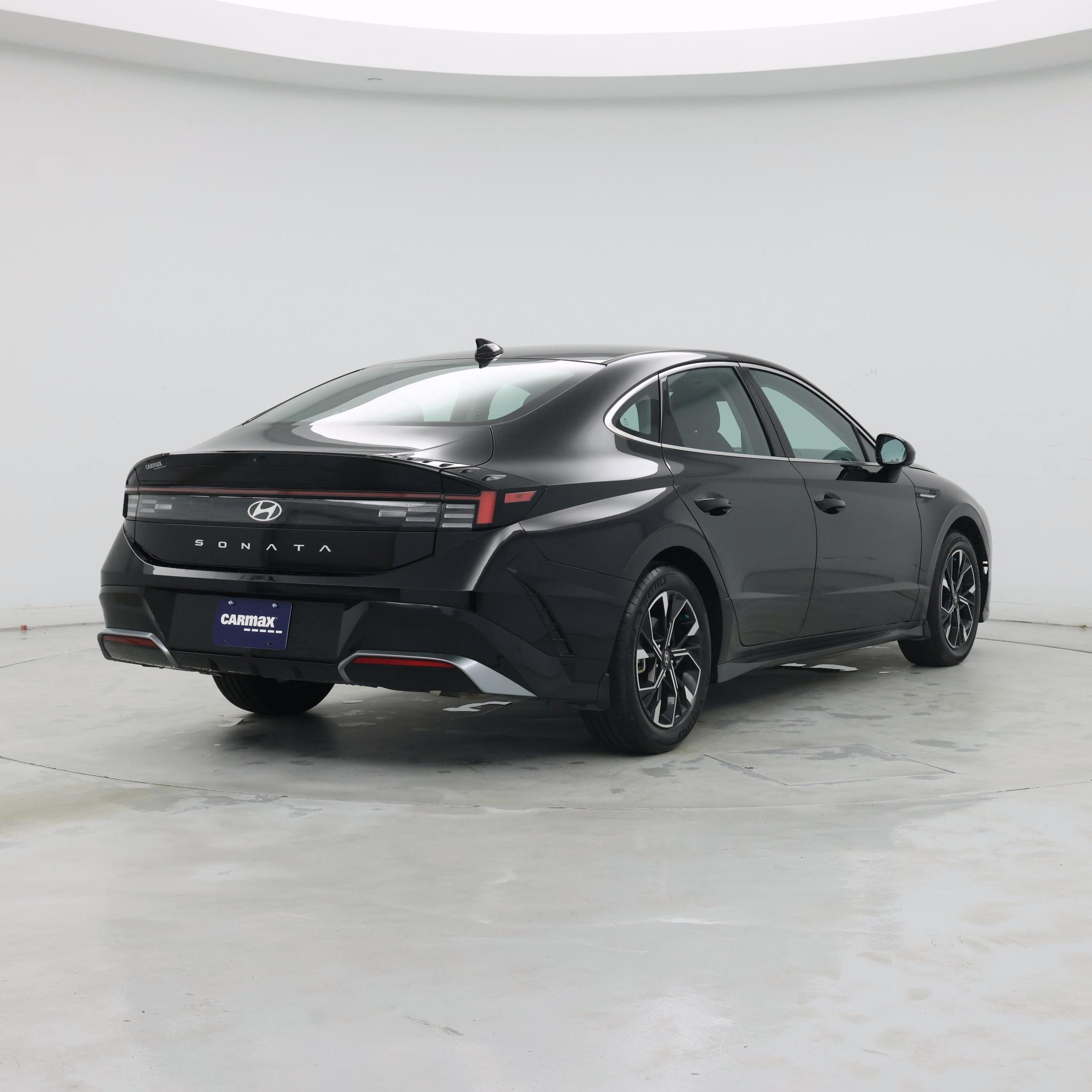 Thumbnail: 2024 Hyundai Sonata - 8