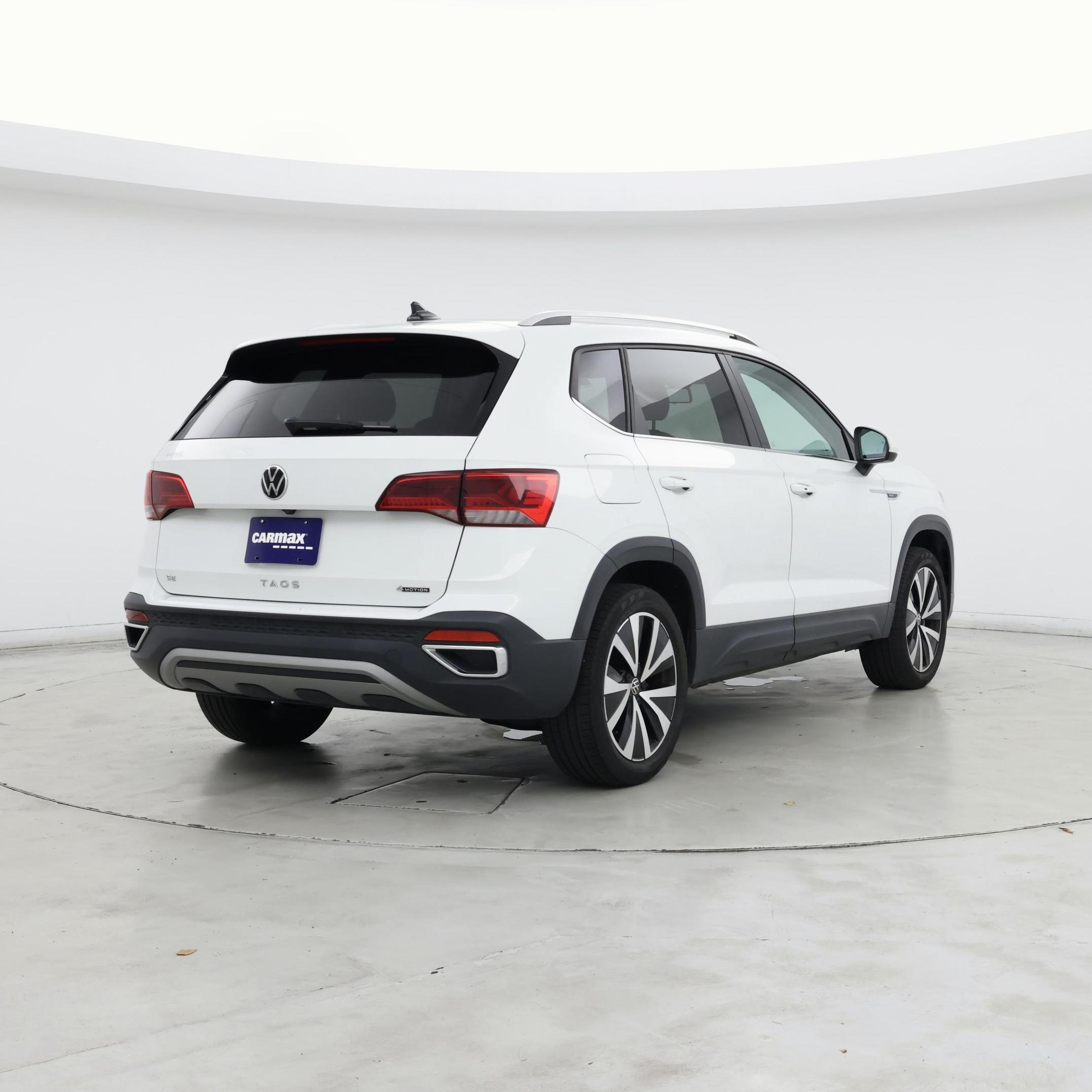 Thumbnail: 2022 Volkswagen Taos - 8