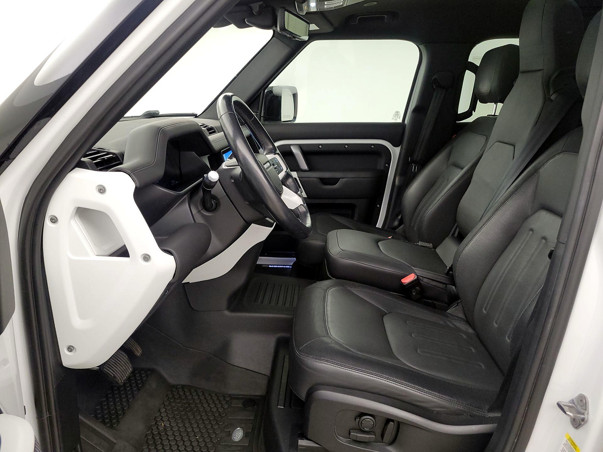 Thumbnail: 2021 Land Rover Defender - 11